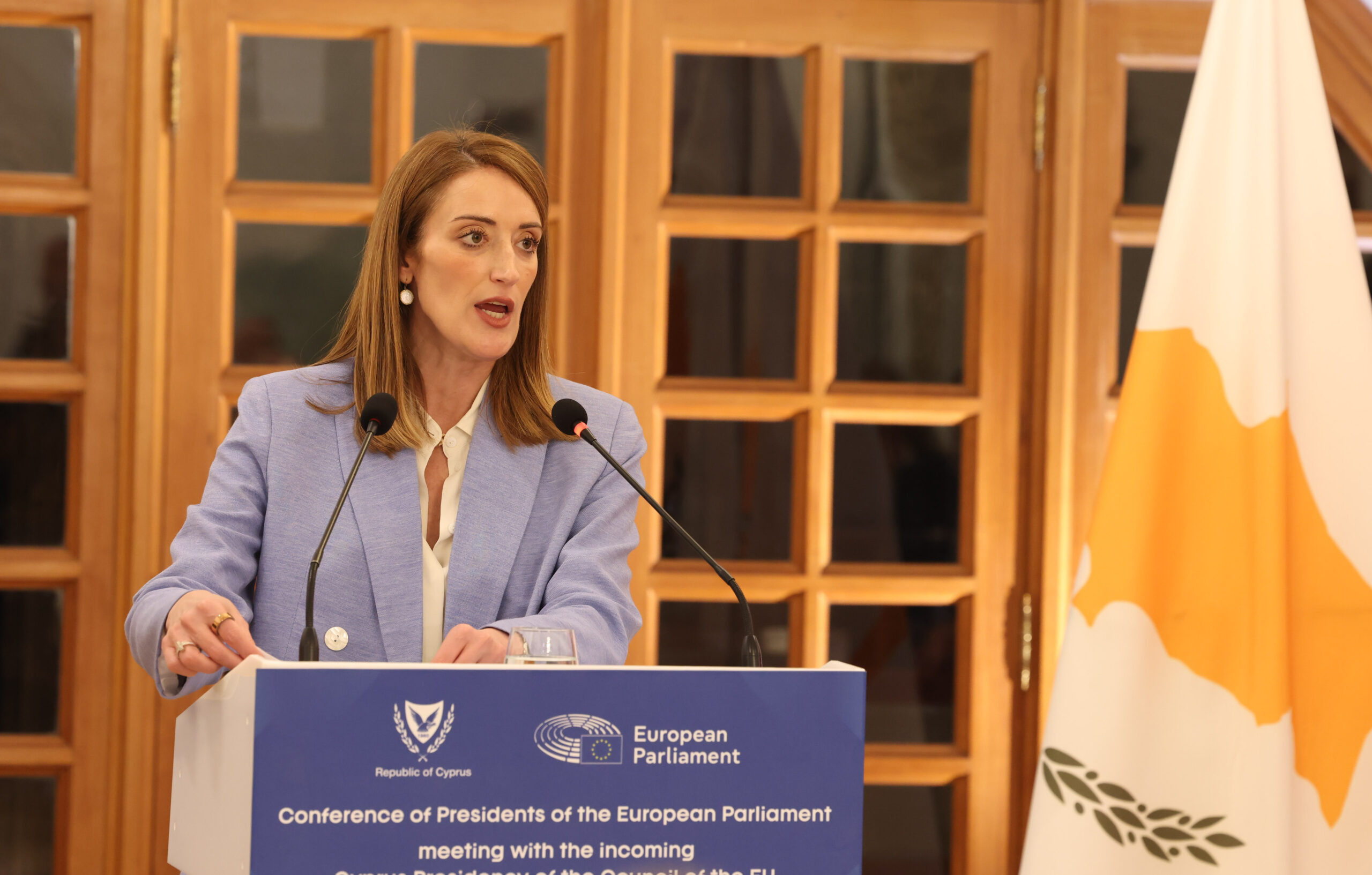 «Η Κύπρος δεύτερο σπίτι μου», είπε η Μέτσολα στην Αννίτα