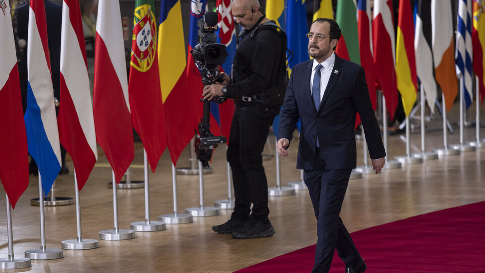 &Tau;&omicron; &tau;&epsilon;&lambda;&epsilon;&upsilon;&tau;&alpha;ί&omicron; &Epsilon;&upsilon;&rho;&omega;&pi;&alpha;ϊ&kappa;ό &Sigma;&upsilon;&mu;&beta;&omicron;ύ&lambda;&iota;&omicron; &gamma;&iota;&alpha; &tau;&omicron; 2025: &laquo;&Pi;&alpha;&rho;ά&sigma;&eta;&mu;&alpha;&raquo; &Omicron;ύ&rho;&sigma;&omicron;&upsilon;&lambda;&alpha; &gamma;&iota;&alpha; &mu;&epsilon;&tau;&alpha;&nu;&alpha;&sigma;&tau;&epsilon;&upsilon;&tau;&iota;&kappa;ό, &iota;&kappa;&alpha;&nu;&omicron;&pi;&omicron;ί&eta;&sigma;&eta; &Lambda;&epsilon;&upsilon;&kappa;&omega;&sigma;ί&alpha;&sigmaf; &gamma;&iota;&alpha; &alpha;&nu;&alpha;&phi;&omicron;&rho;έ&sigmaf; &sigma;&tau;&omicron; &Kappa;&upsilon;&pi;&rho;&iota;&alpha;&kappa;ό