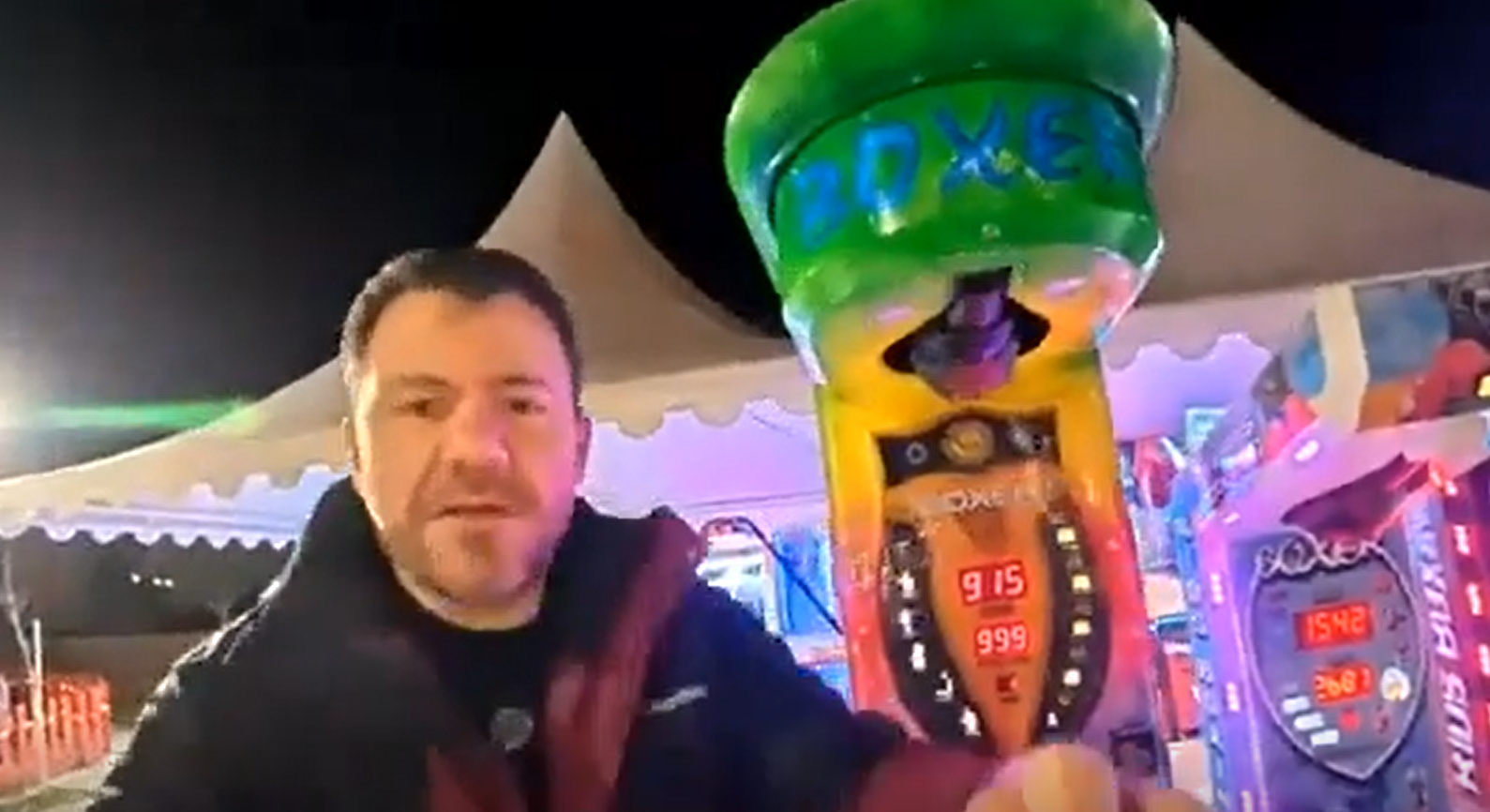 Νέα τούμπα του Ευτύχη Μπλέτσα: Έριξε μπουνιά σε μηχάνημα και βρέθηκε στο έδαφος (ΒΙΝΤΕΟ)