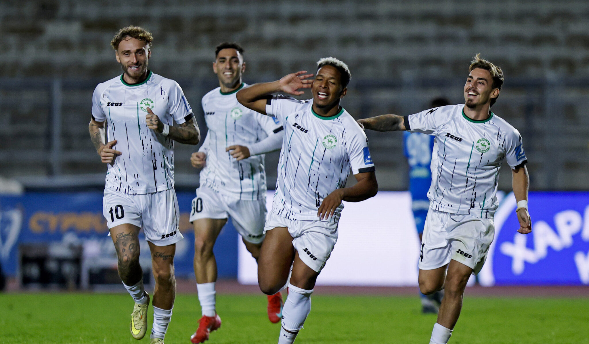 Τρίποντο… ανάσα για τον Ακρίτα κόντρα στον «αδιόρθωτο» Εθνικό (ΒΙΝΤΕΟ)