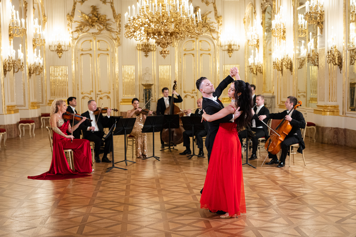 Βιενέζικα βαλς με τους Johann Strauss Virtuosi της Vienna Schoenbrunn Palace Orchestra