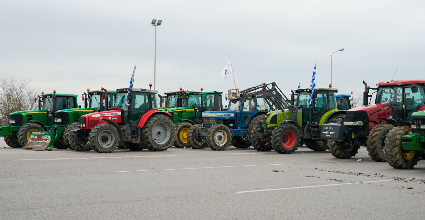 Αμετακίνητα τα μπλόκα των αγροτών: Ποια σημεία παραμένουν αποκλεισμένα
