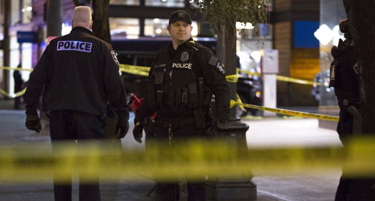 Σχεδίαζαν βομβιστικές επιθέσεις παραμονή Πρωτοχρονιάς στην Καλιφόρνια, τέσσερις συλλήψεις