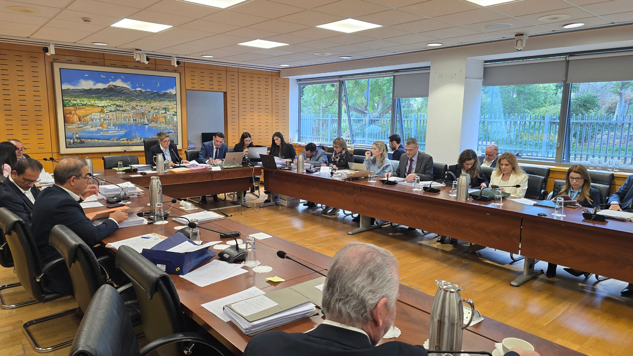 Πολλά τα ανοικτά μέτωπα στην φορολογική μεταρρύθμιση: Το ταβάνι του αφορολόγητου, οι κλίμακες κι ο εταιρικός φόρος