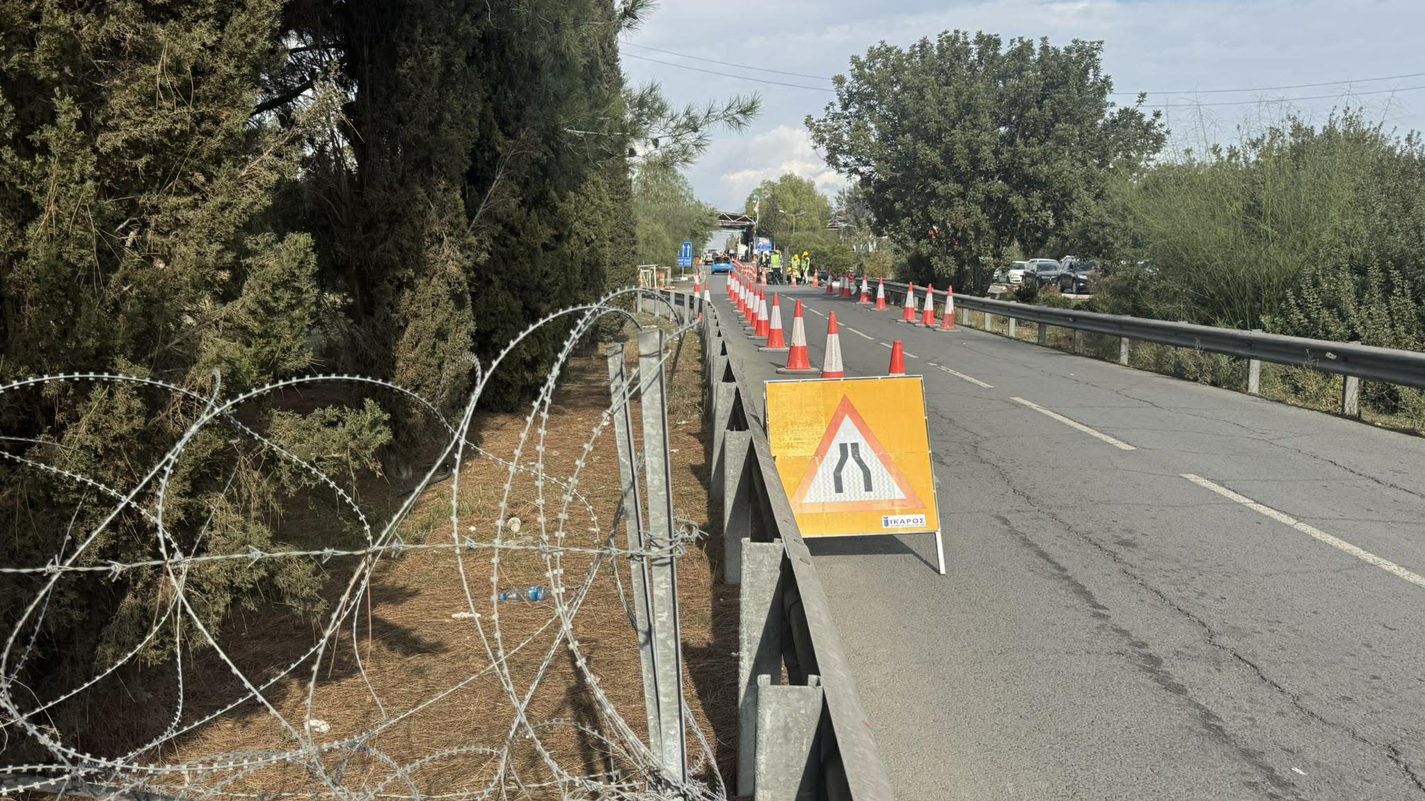 ΦΩΤΟ: Εκσκαφείς και φορτηγά στο οδόφραγμα Αγίου Δομετίου, άρχισαν έργα για τρίτη λωρίδα κυκλοφορίας