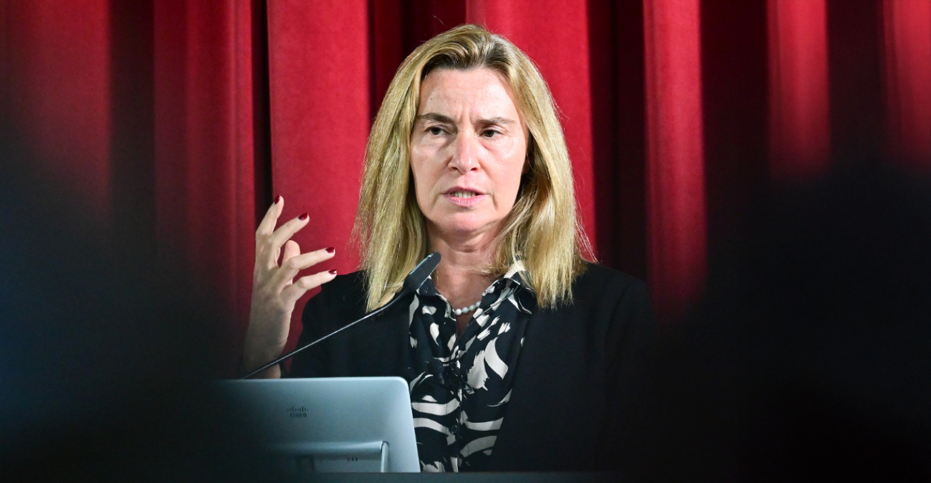 Πλήγμα για την ΕΕ το σκάνδαλο Μογκερίνι, ευκαιρία για «καρφιά» από τη Ζαχάροβα και τη Ρωσία