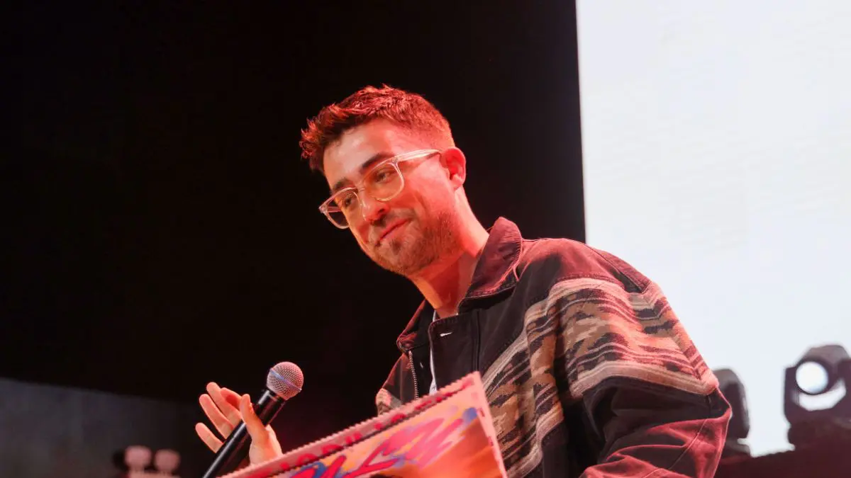 Fipster: Η αιχμηρή ανάρτηση κατά των εκπομπών και τα σκληρά λόγια – Τι συνέβη (ΦΩΤΟ)