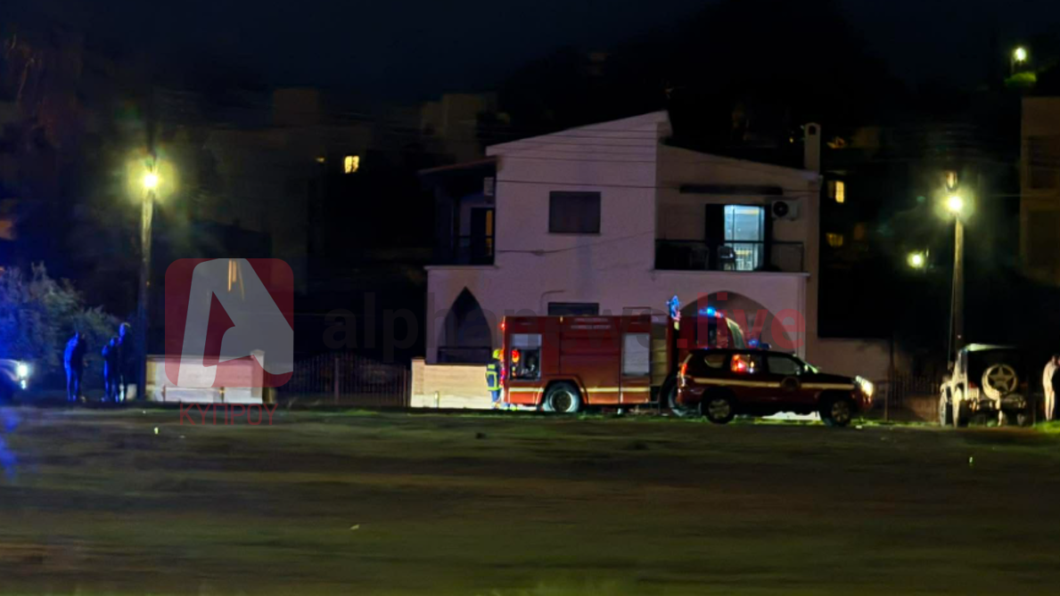 ΒΙΝΤΕΟ: Στις φλόγες όχημα στην Αγλαντζιά