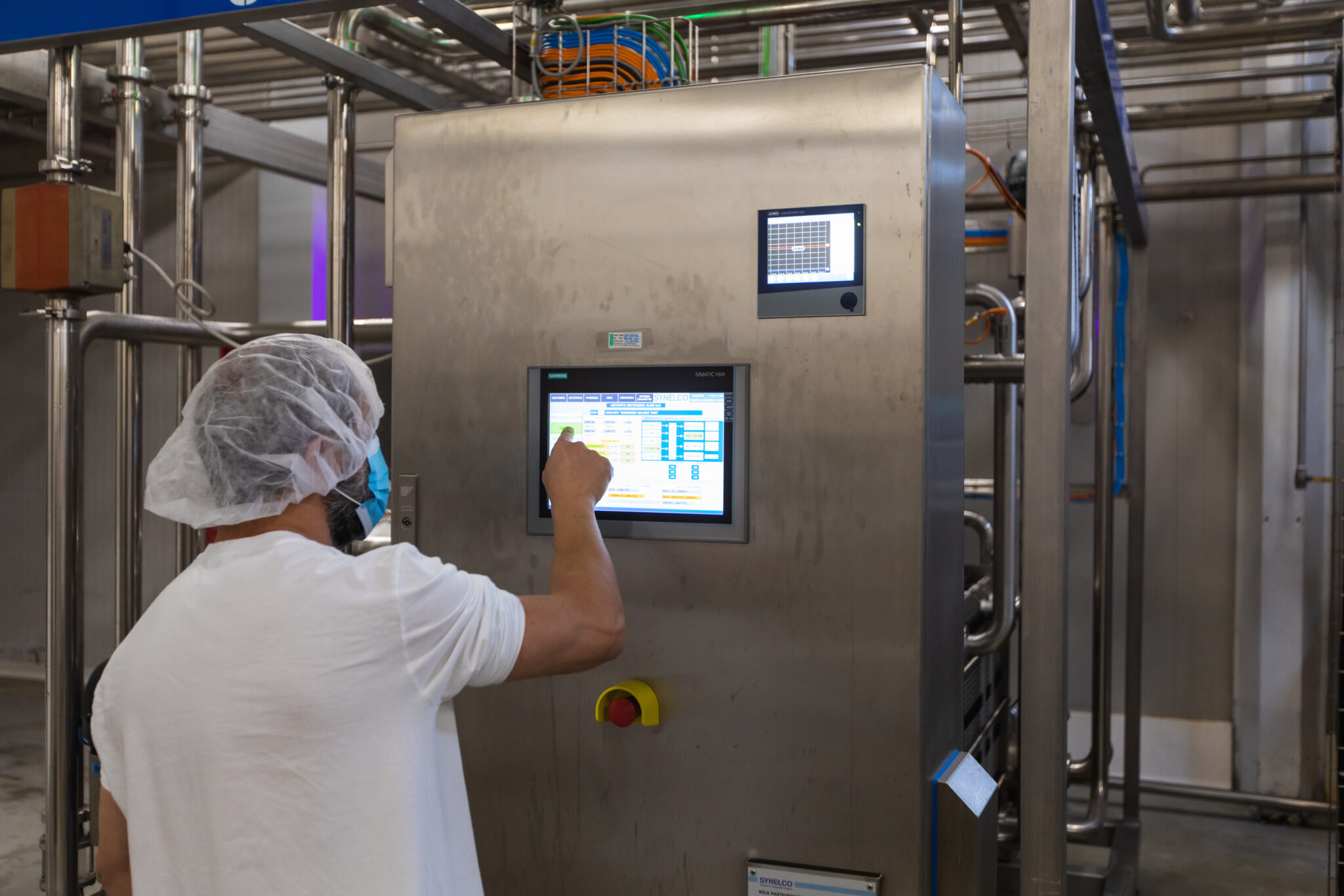 Η Χαραλαμπίδης Κρίστης ενισχύει το σύστημα ασφάλειας τροφίμων με το διεθνές πρότυπο AIB International