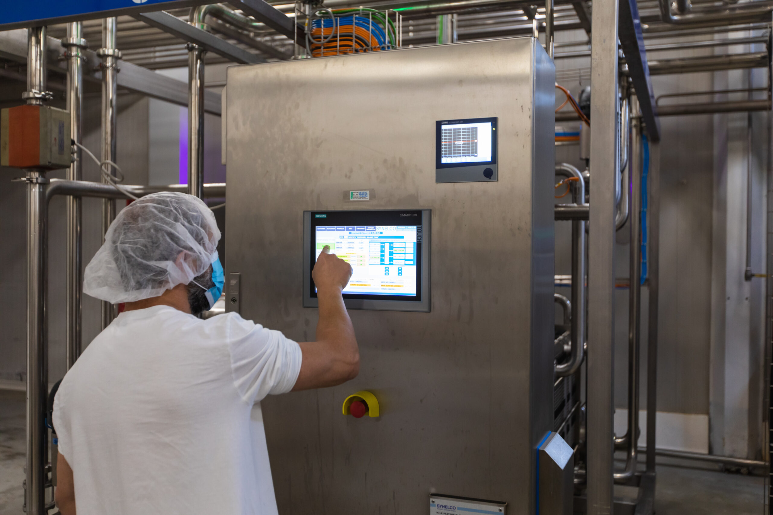 Η Χαραλαμπίδης Κρίστης ενισχύει το σύστημα ασφάλειας τροφίμων με το διεθνές πρότυπο AIB International