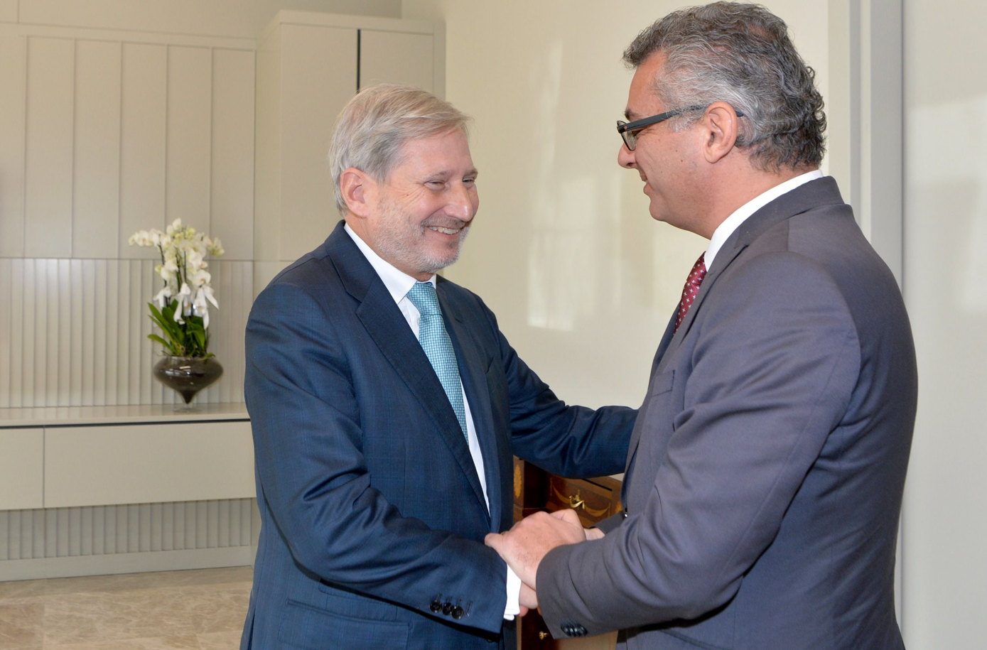 Πρώτο τετ-α-τετ Έρχιουρμαν και Γιοχάνες Χαν