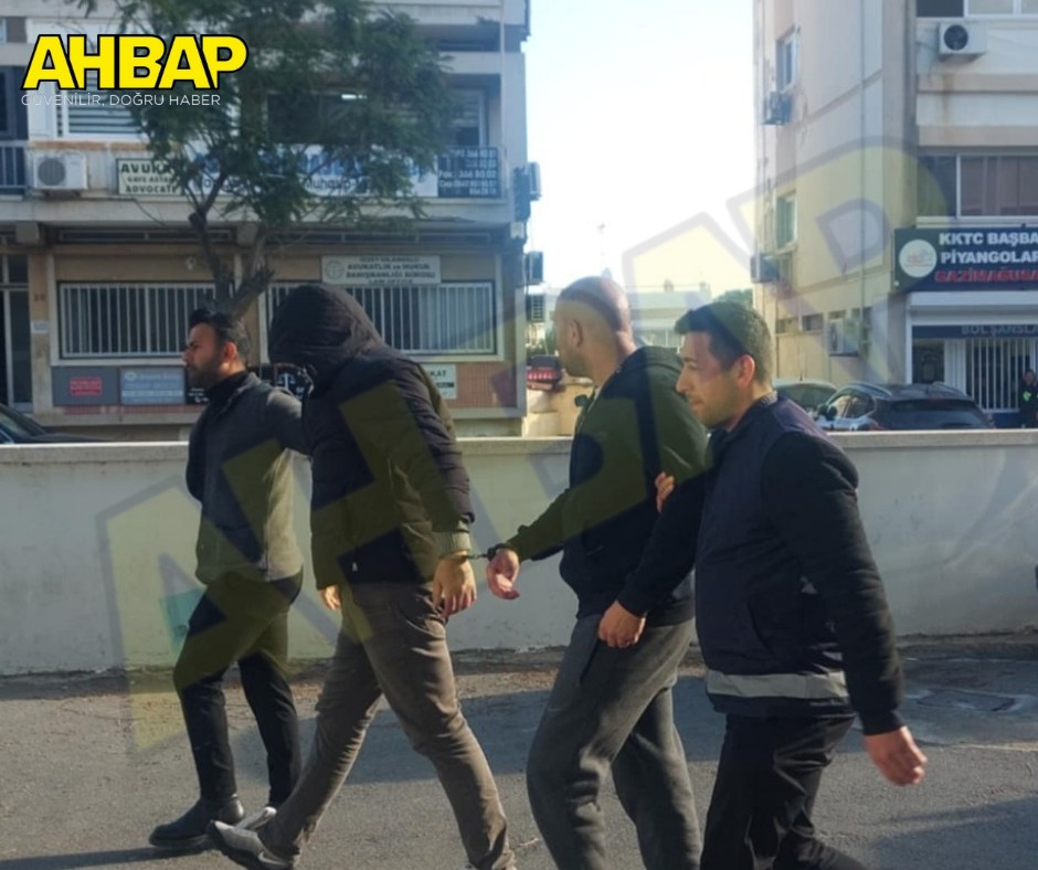 Συνελήφθησαν δύο Τ/κ και ένας Ε/κ στα κατεχόμενα για λαθρεμπόριο ζώων