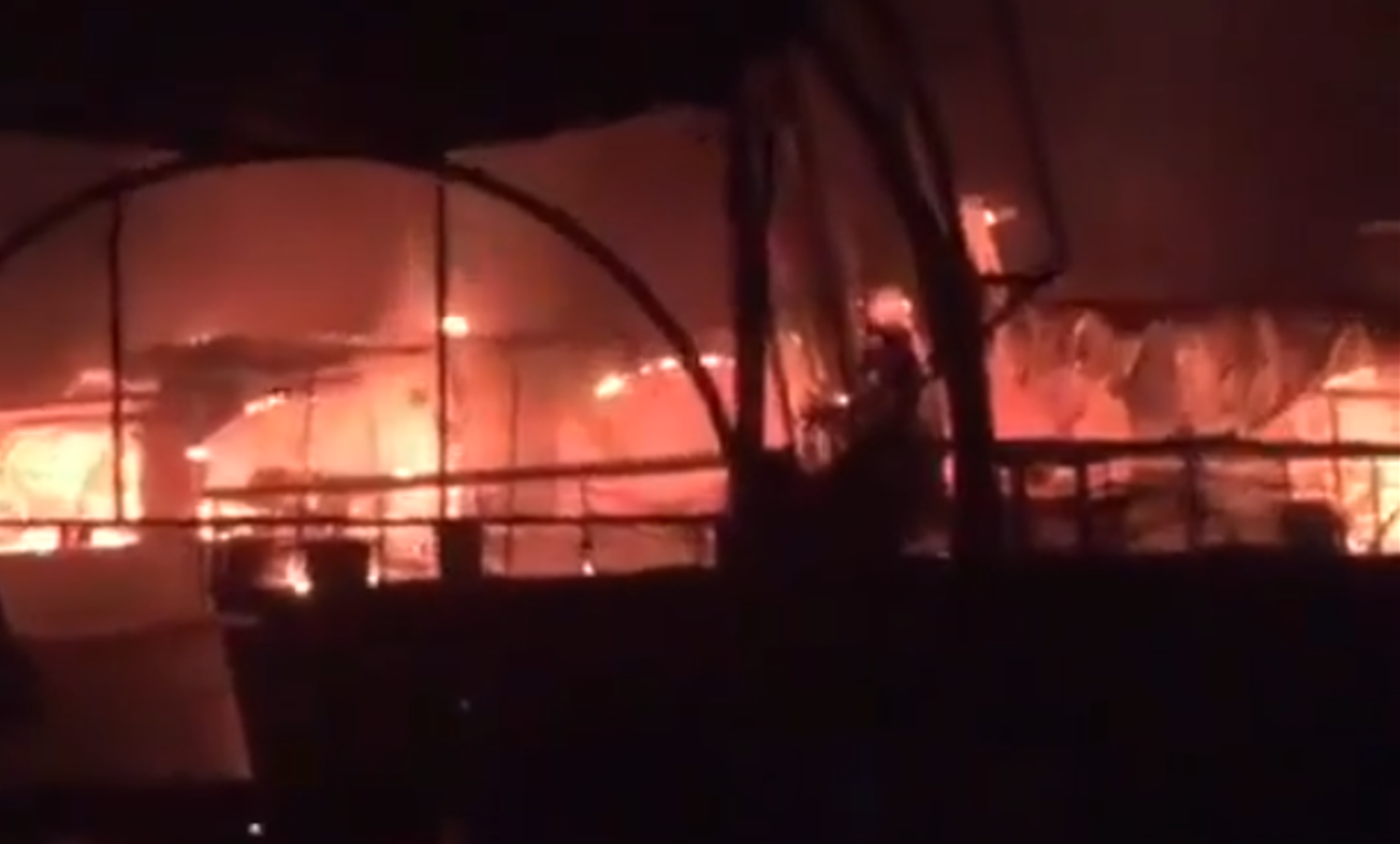 Πυρκαγιά σε νυκτερινό κέντρο της Ινδίας με πάνω από 20 νεκρούς, ανάμεσα τους και τουρίστες (ΒΙΝΤΕΟ)