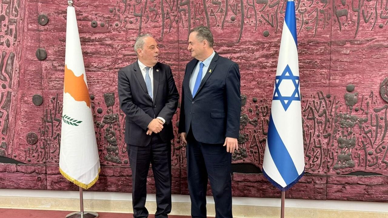 Στο Ισραήλ ο Πάλμας: Η ασφάλεια κι άμυνα των δύο χωρών στα θέματα που συζητήθηκαν
