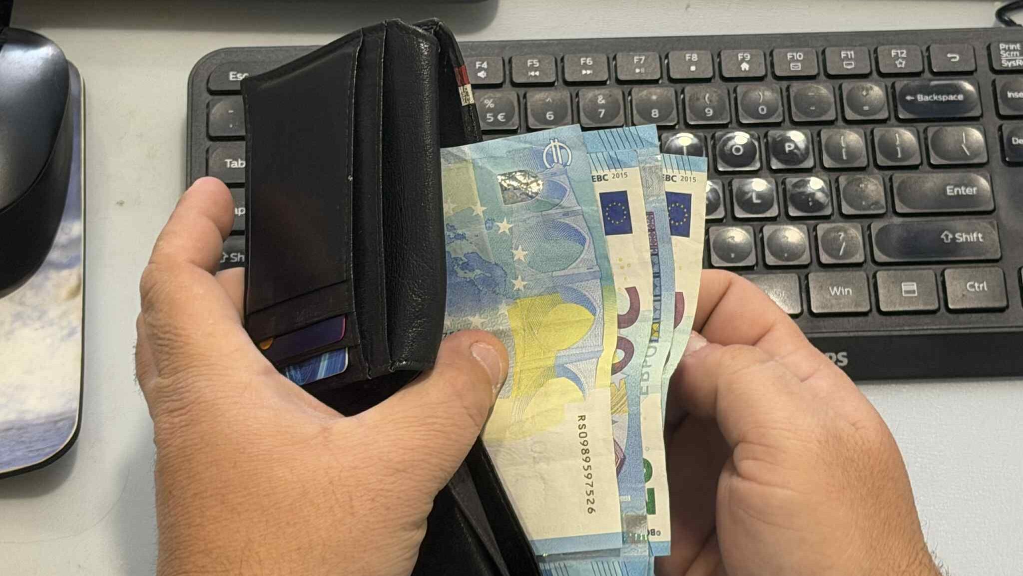 Μετά τον κατώτατο, ο ωριαίος: Τι έλεγε η μελέτη του Υπουργείου και γιατί διαφωνούν οι κοινωνικοί εταίροι