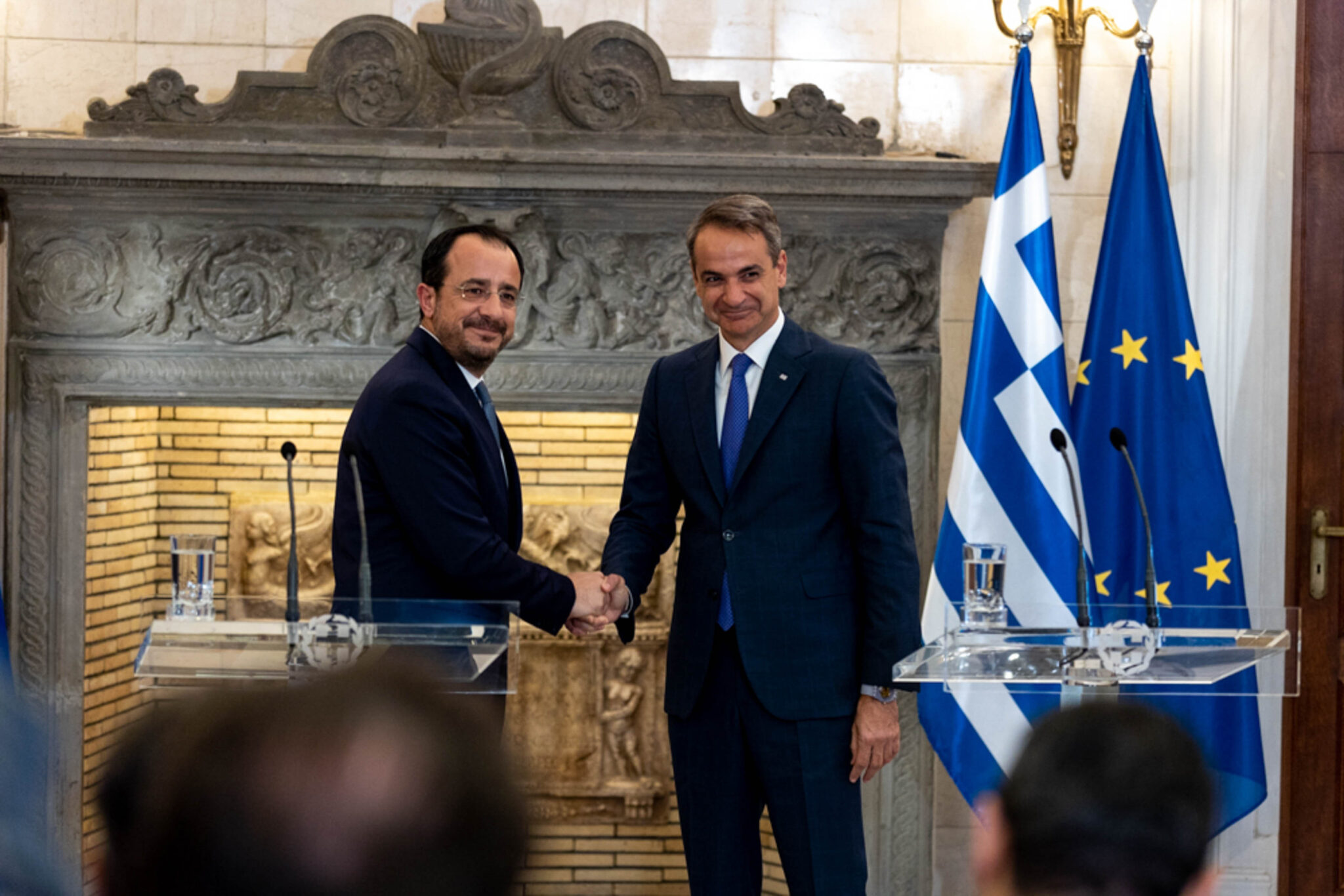 Τα είπε με Μητσοτάκη ο ΠτΔ: Το συντομότερο δυνατό νέα Διάσκεψη για Κυπριακό