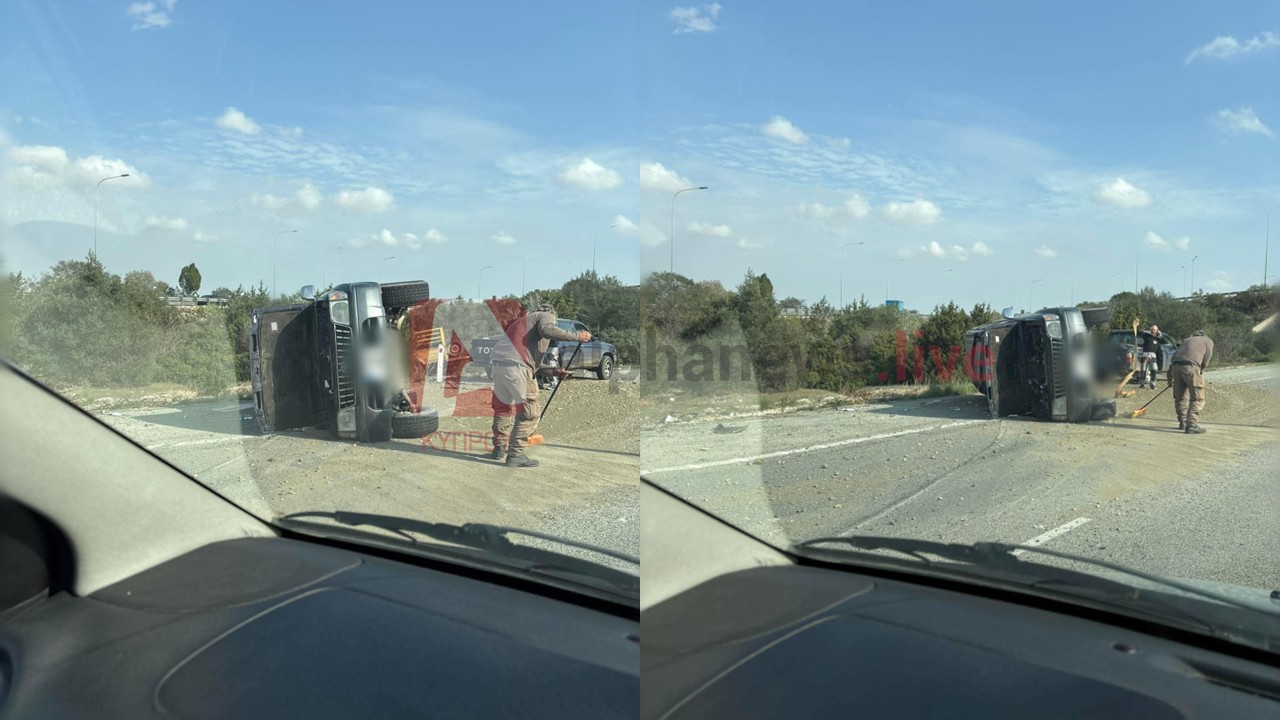 ΦΩΤΟ: Αναποδογυρίστηκε όχημα στον αυτοκινητόδρομο, οι πρώτες πληροφορίες