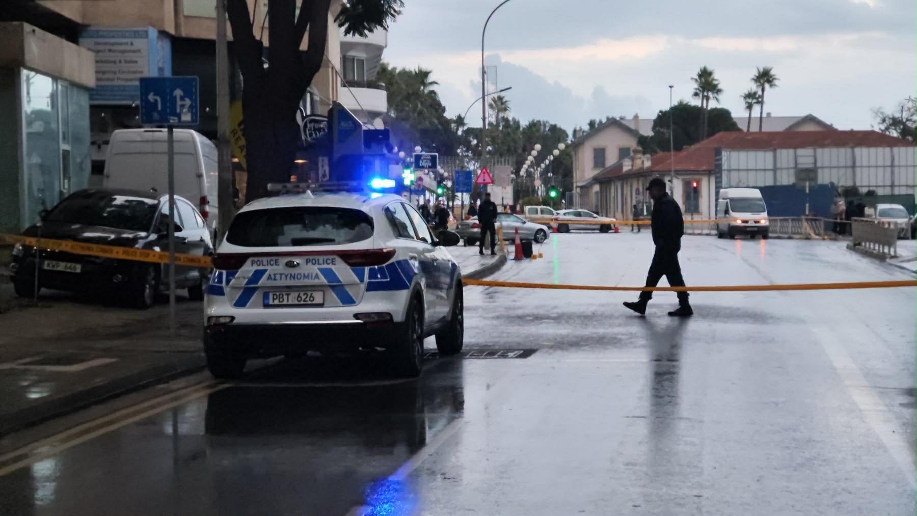 ΦΩΤΟ: Μια ανάσα από την Αστυνομική Διεύθυνση Λάρνακας οι πυροβολισμοί