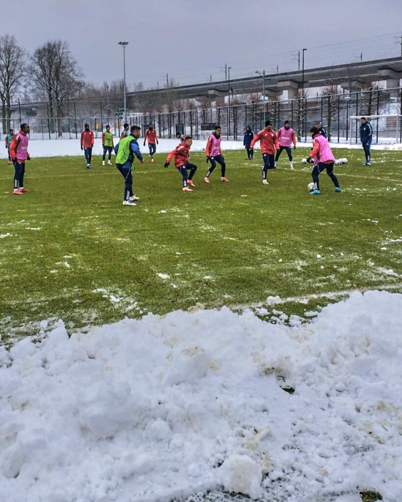 Προπόνηση στο χιονισμένο Άμστερνταμ με φόντο το ντέρμπι με την ΑΕΚ (ΒΙΝΤΕΟ)