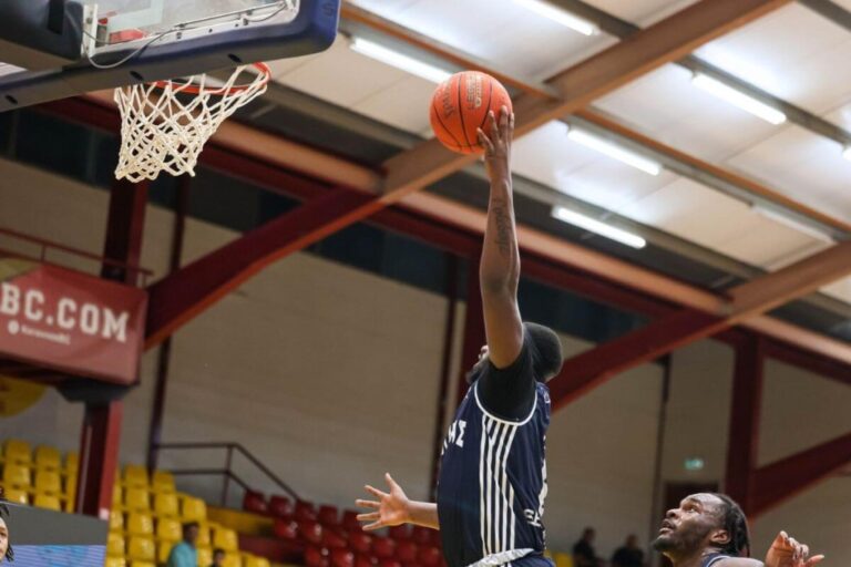 Πρώτη εντός έδρας νίκη για τον Αχιλλέα