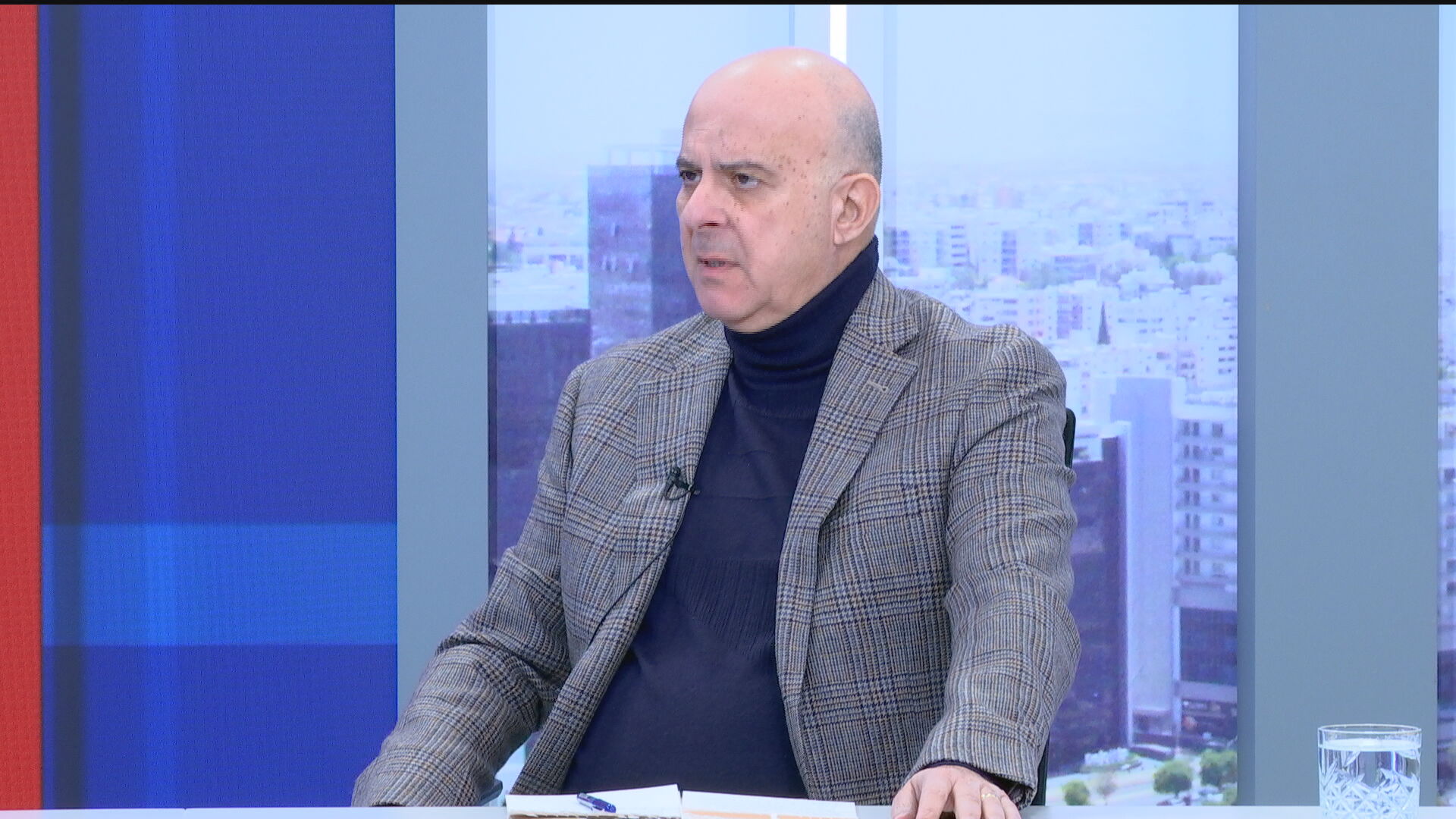 «Θα εξασφαλίσουμε το 3,6%»: Ανακοινώνει την απόφασή του για την υποψηφιότητά του ο Καρογιάν