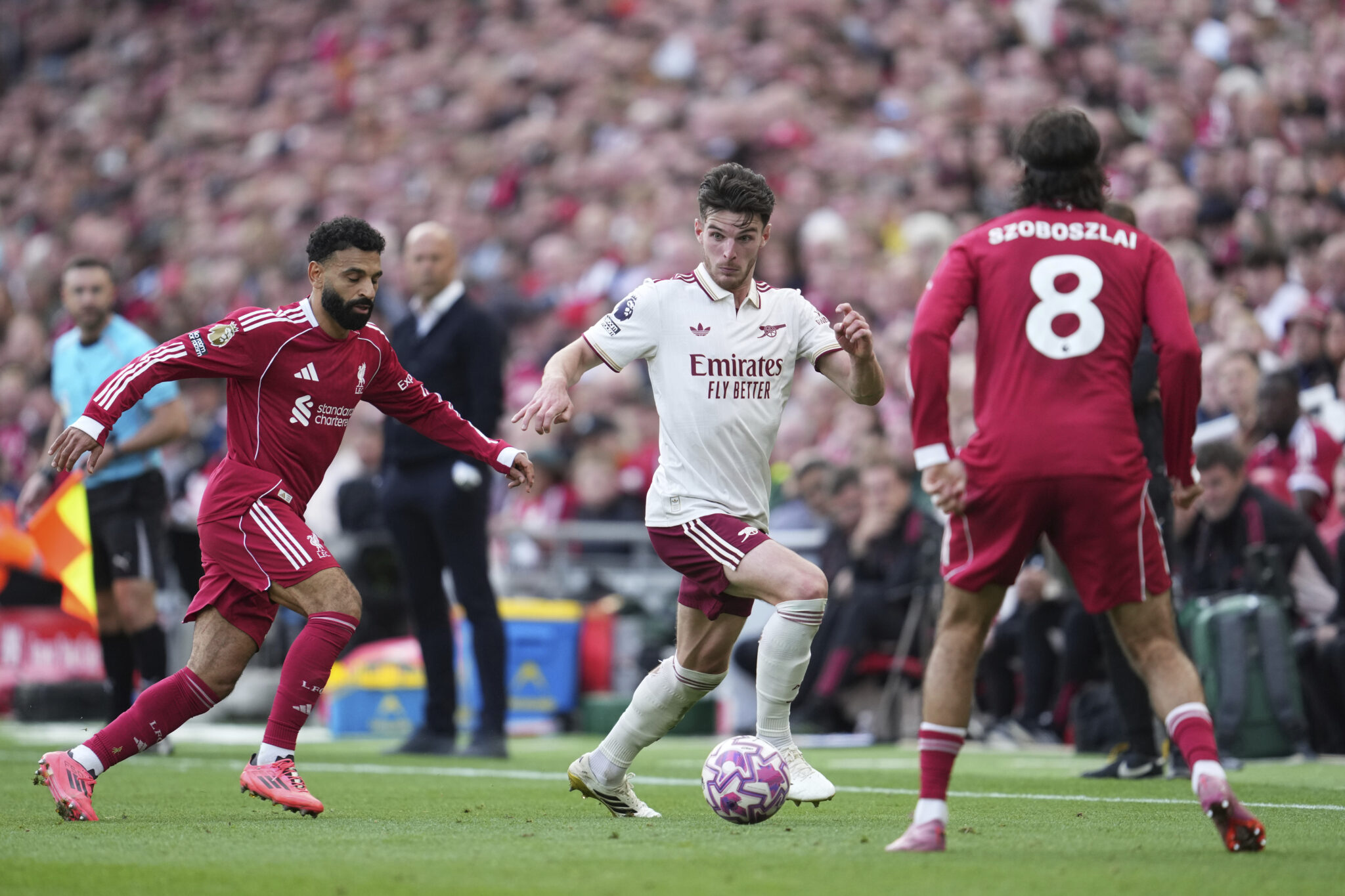 Premier League: Μάχη ανάμεσα στην πρωτοπόρο Άρσεναλ και την πληγωμένη Λίβερπουλ