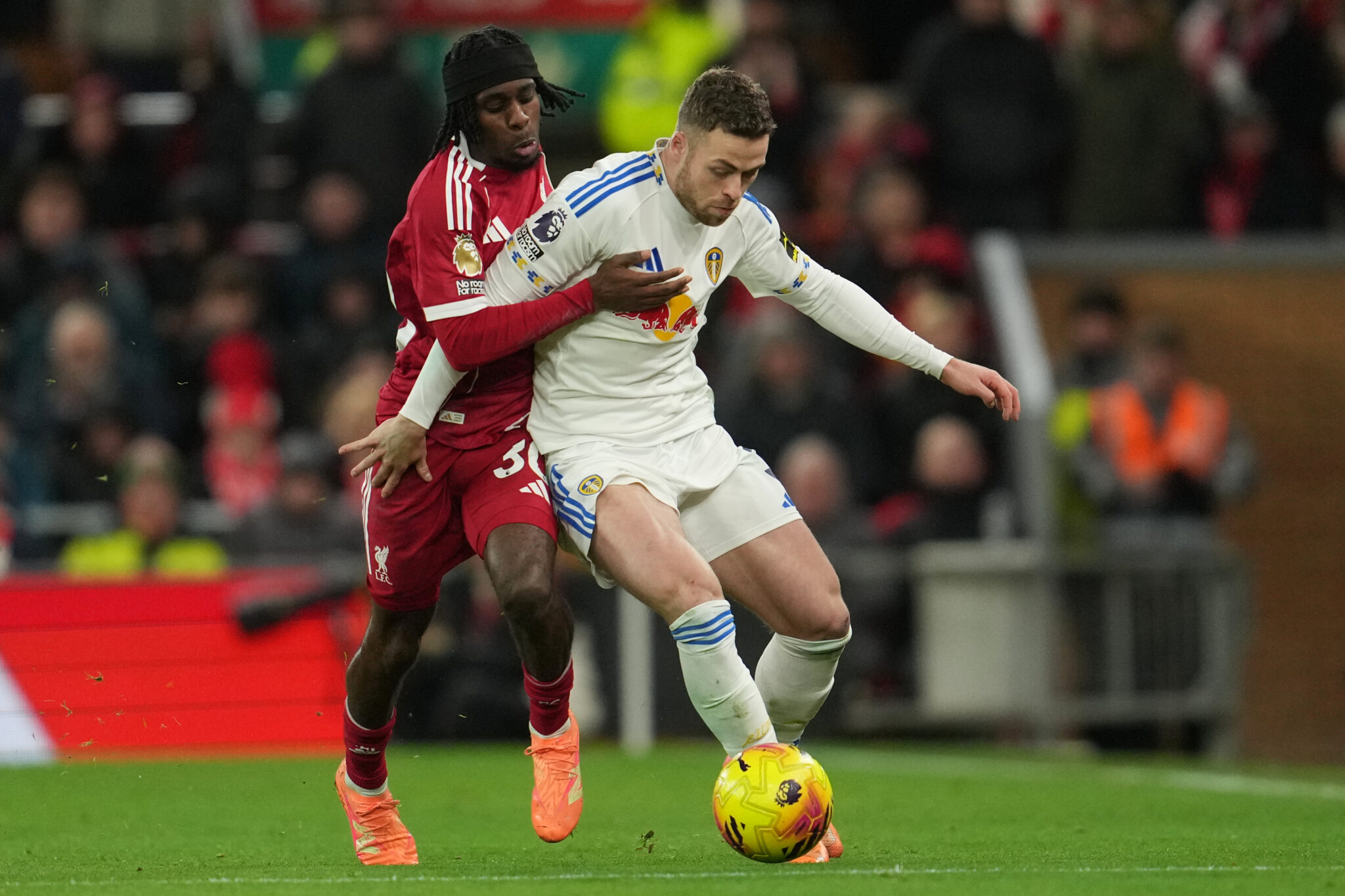 Άσφαιρη η Λίβερπουλ και επιστροφή στις… γκέλες με τη Λιντς