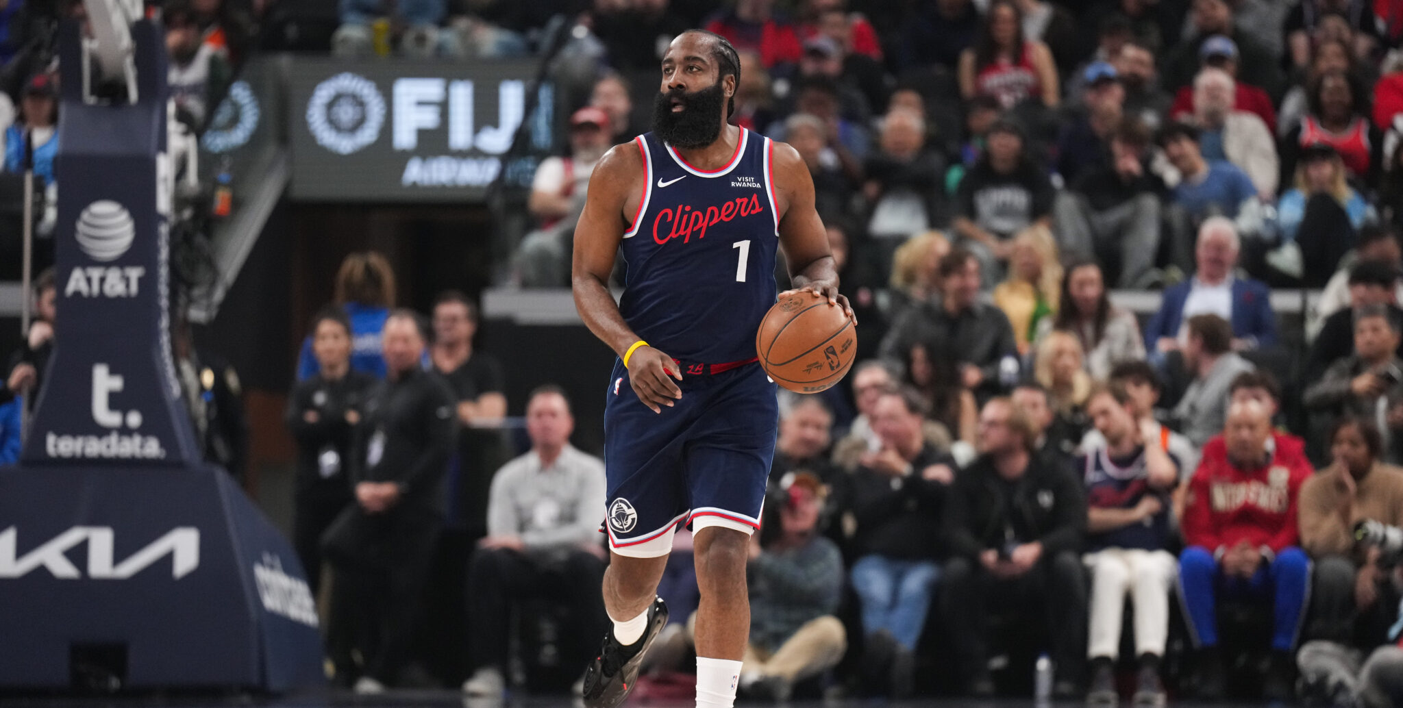 Ένατος σκόρερ στην ιστορία του ΝΒΑ ο Χάρντεν