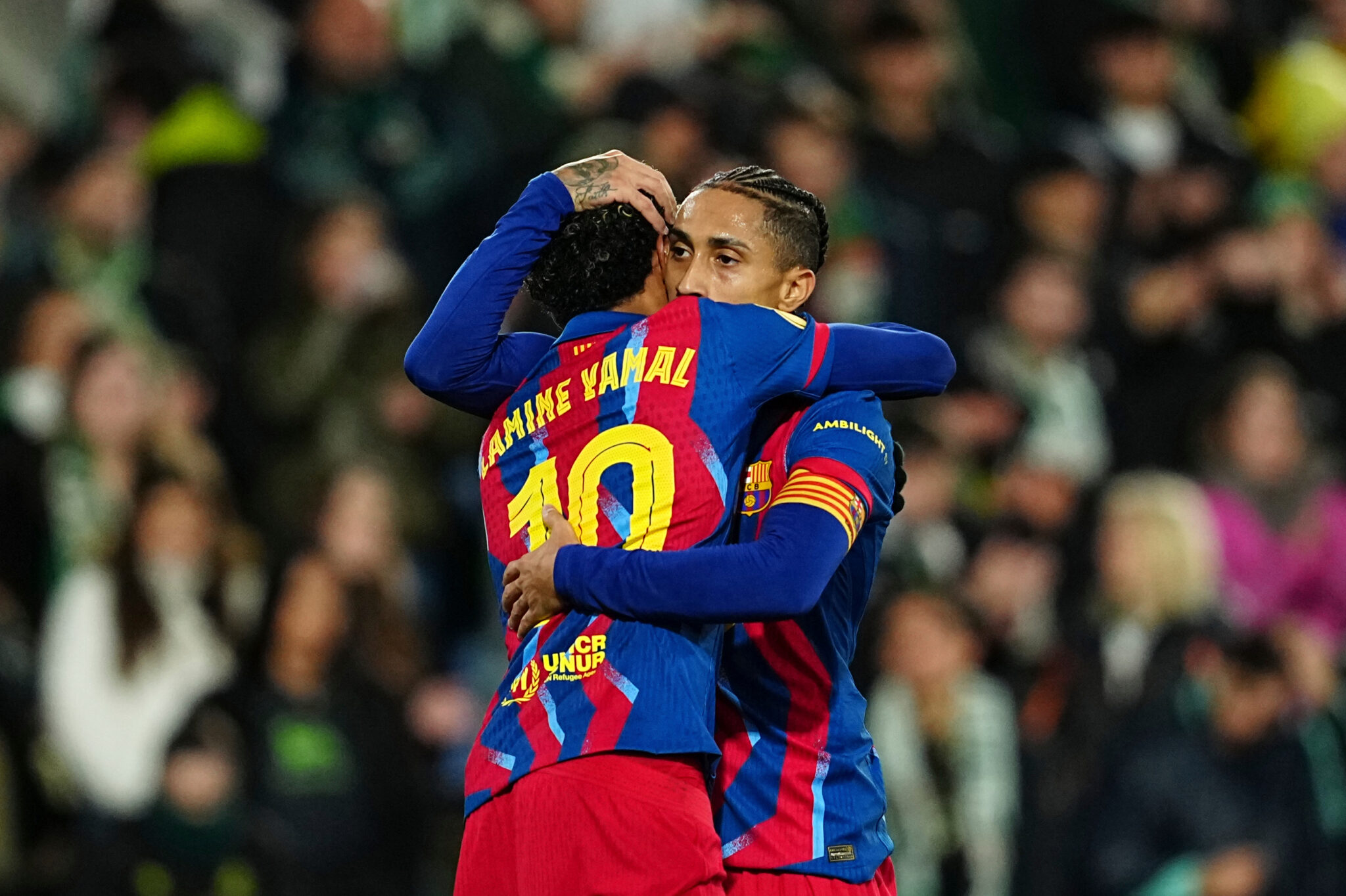 Ζορίστηκε με τη Σανταντέρ η Μπαρσελόνα, όμως δεν… έπαθε Ρεάλ