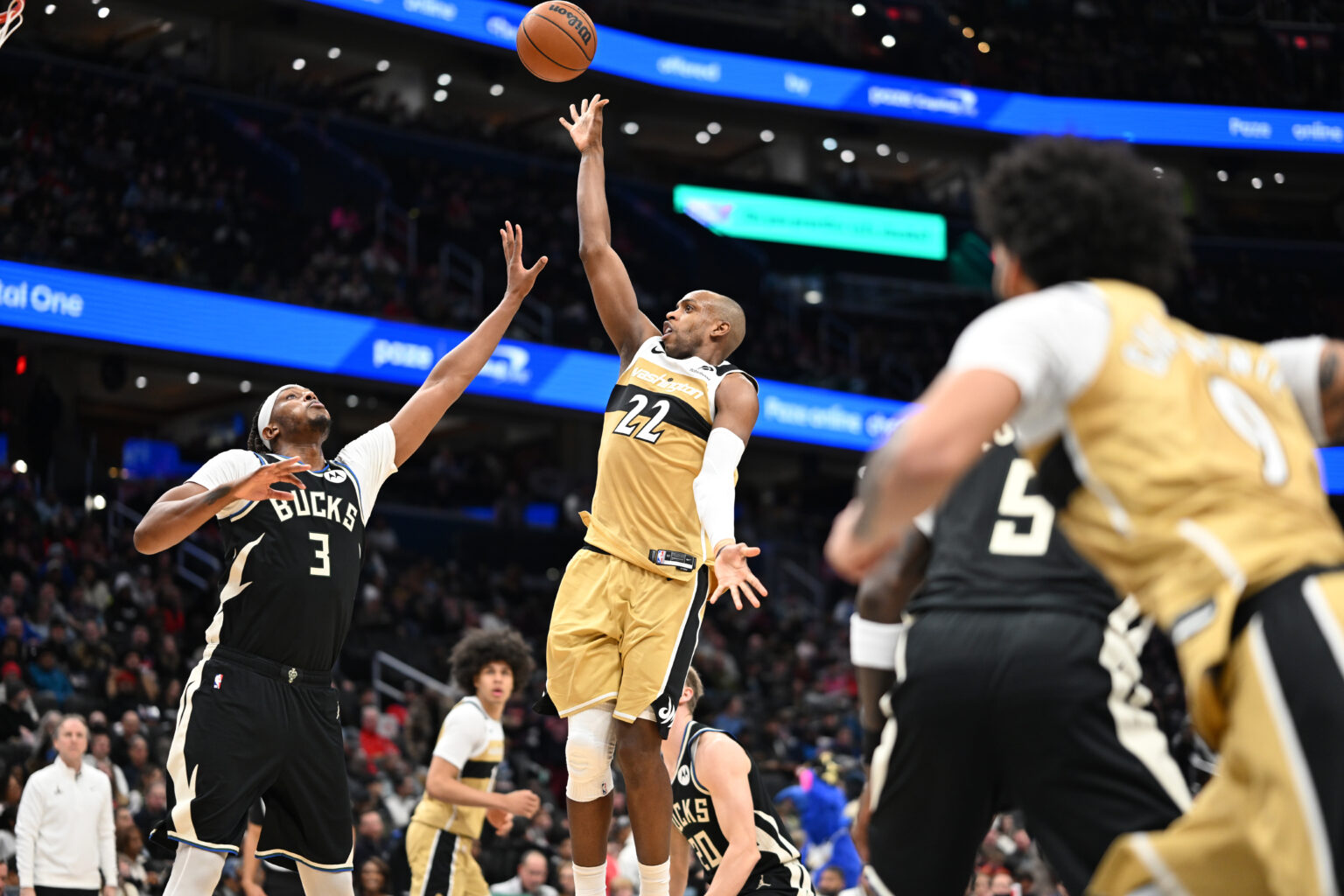 Σε ελεύθερη πτώση οι Μπακς, έχασαν τέταρτο σερί ματς