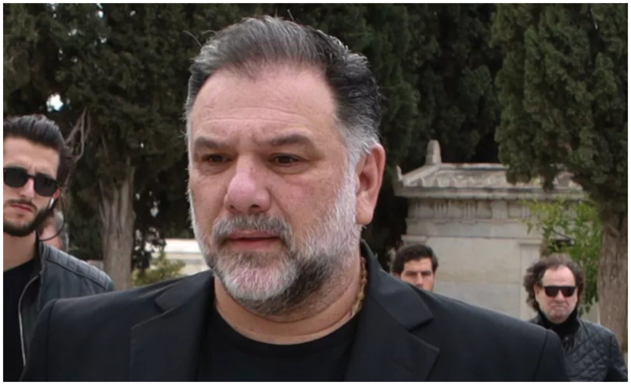 Πένθος για τον Γρηγόρη Αρναούτογλου – Έφυγε από τη ζωή η μητέρα του