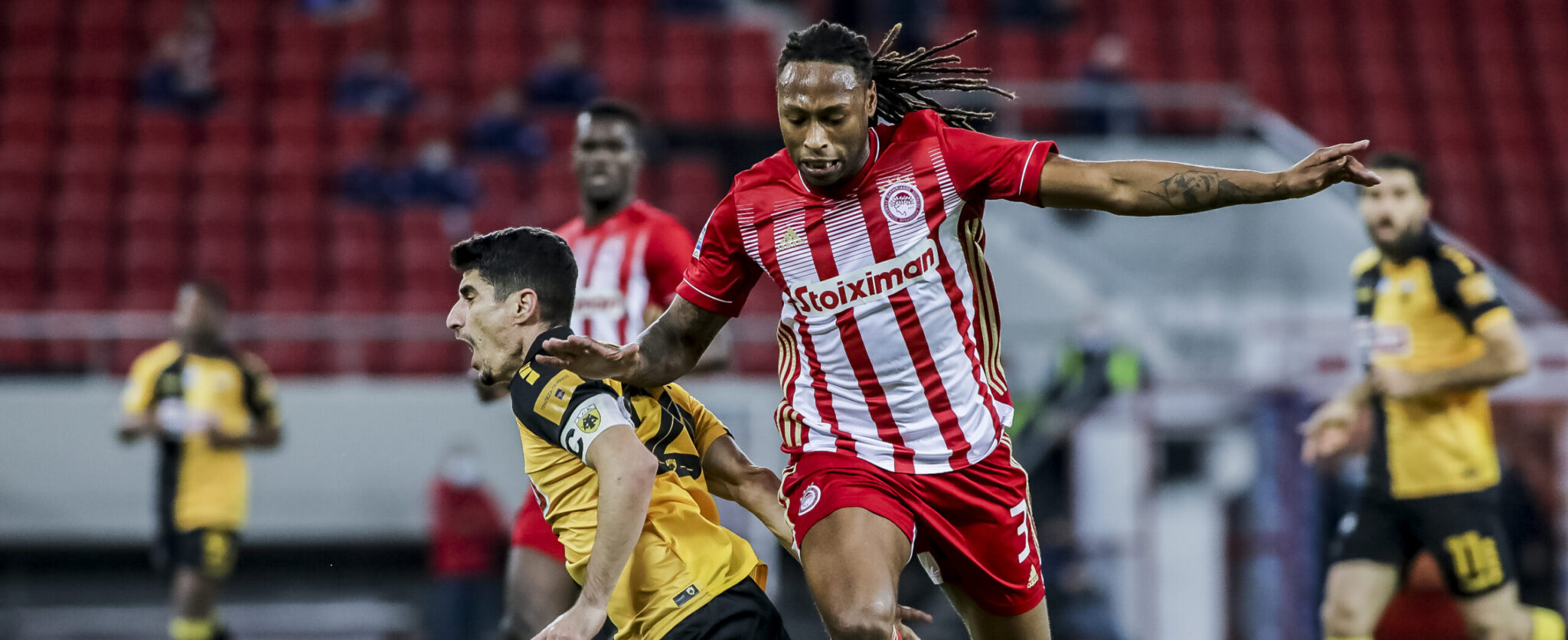 Νέοι μπελάδες για Σεμέδο: Γυναίκα τον κατηγορεί για σωματική βία