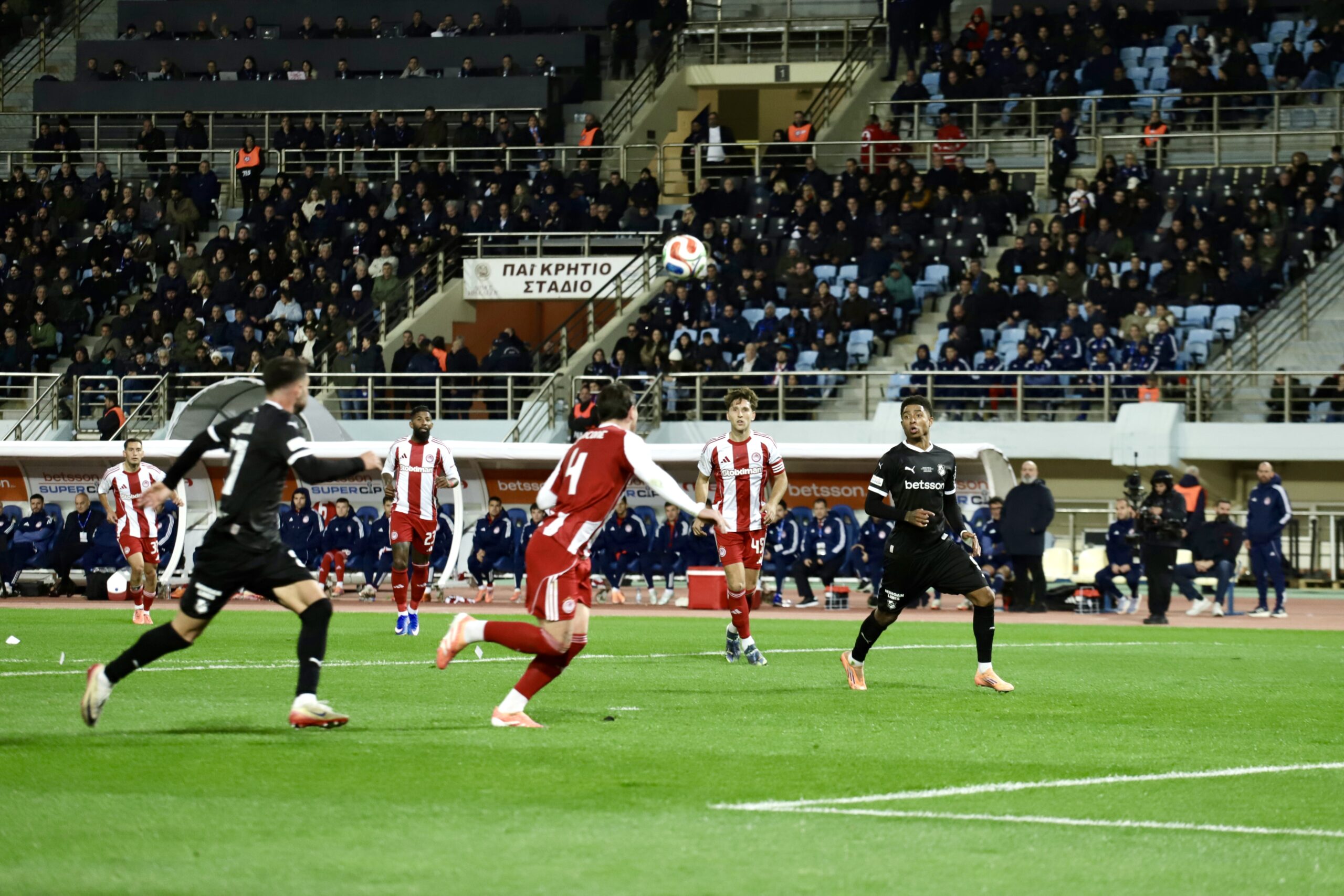 Δικό του και αυτό: Ο Ολυμπιακός λύγισε στην παράταση τον ΟΦΗ και σήκωσε Super Cup