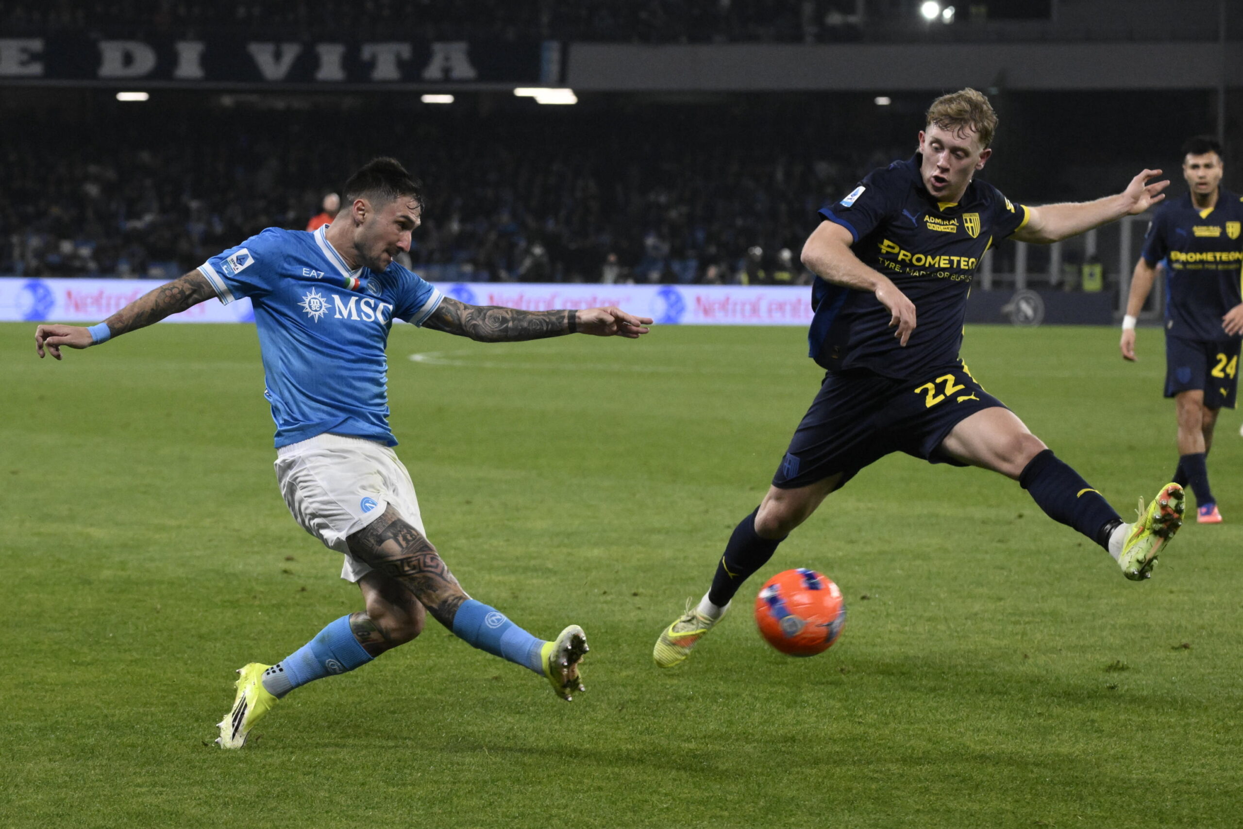 Γκέλα ξανά για τη Νάπολι που βλέπει την κορυφή να απομακρύνεται