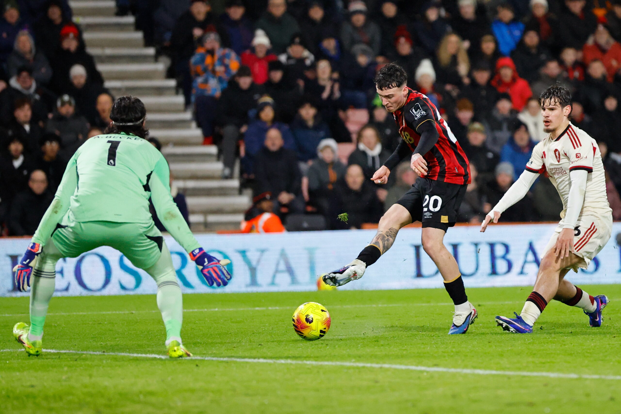 Μαγική νίκη της Μπόρνμουθ απέναντι στη Λίβερπουλ, την άφησε… ξερή στις καθυστερήσεις (ΒΙΝΤΕΟ)