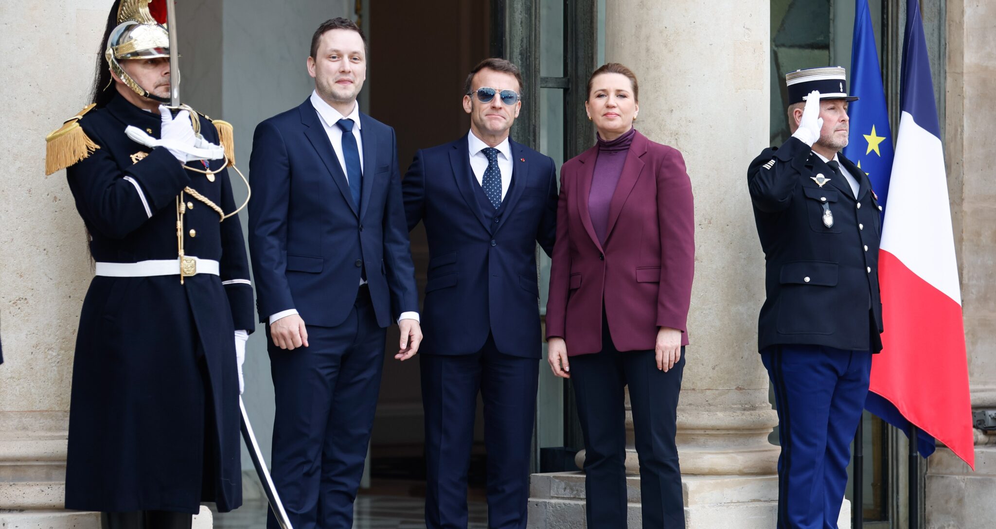 Μακρόν: Η Γαλλία υπέρ εδαφικής ακεραιότητας και ανεξαρτησίας Δανίας και Γροιλανδίας