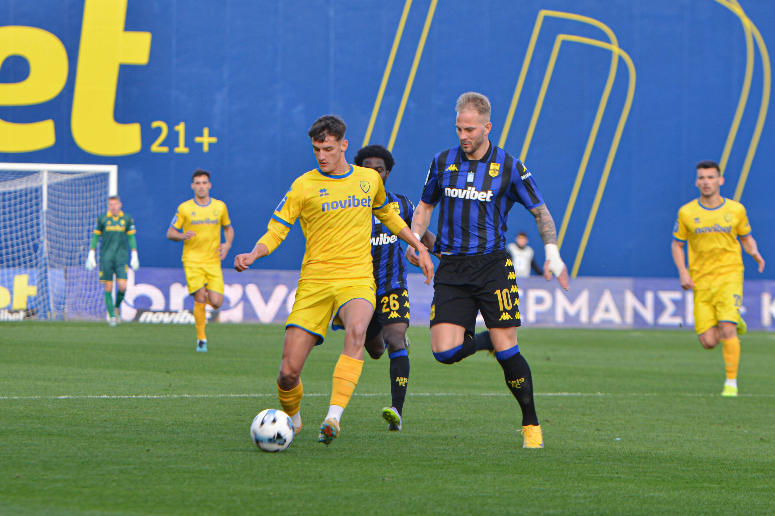 Ο Φαμπιάνο γκρέμισε το τείχος Κουτσερένκο και ο Άρης έκανε σεφτέ για το 2026