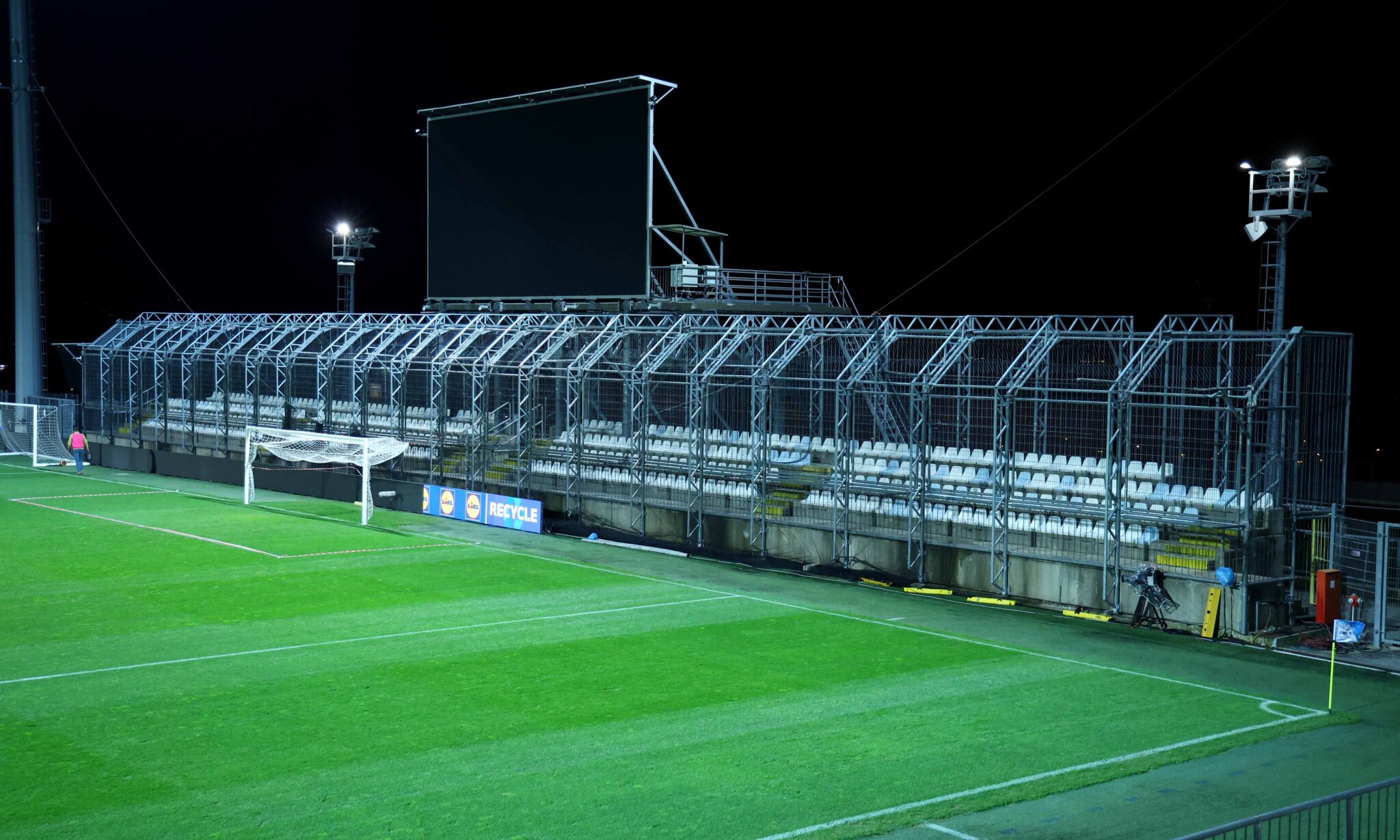 Στο… κλουβί της Ριέκα και οι Ομονοιάτες – Πόσα εισιτήρια θα πάρουν οι «πράσινοι» (ΦΩΤΟ & ΒΙΝΤΕΟ)