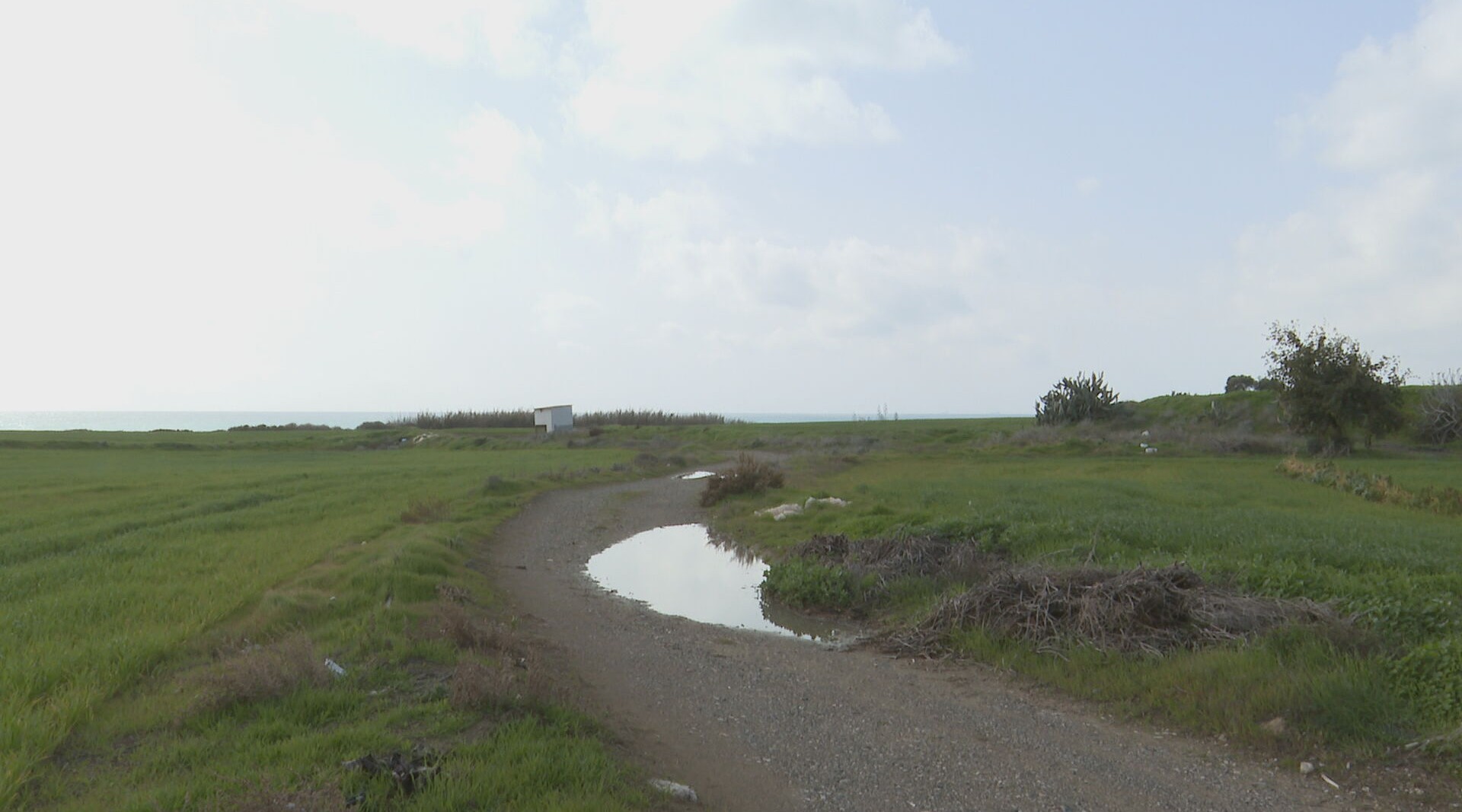 «Όχι στη δικτατορία»: Διαμαρτυρία κατά της τοποθέτησης κινητής μονάδας αφαλάτωσης στον Μαζωτό