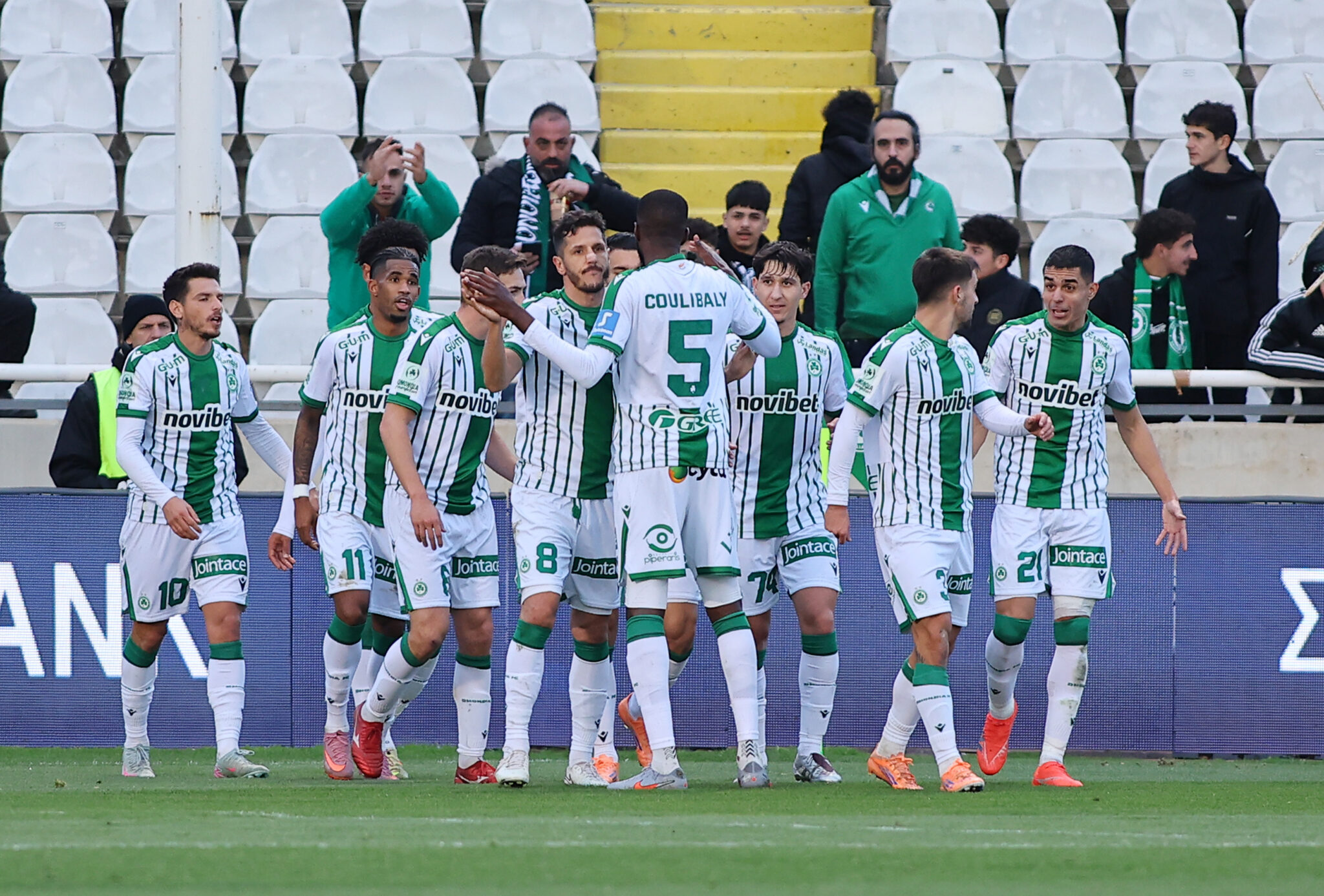 Ομόνοια: Αρνείται να δει προς τα… κάτω και πάει «φουριόζα» στη συνέχεια