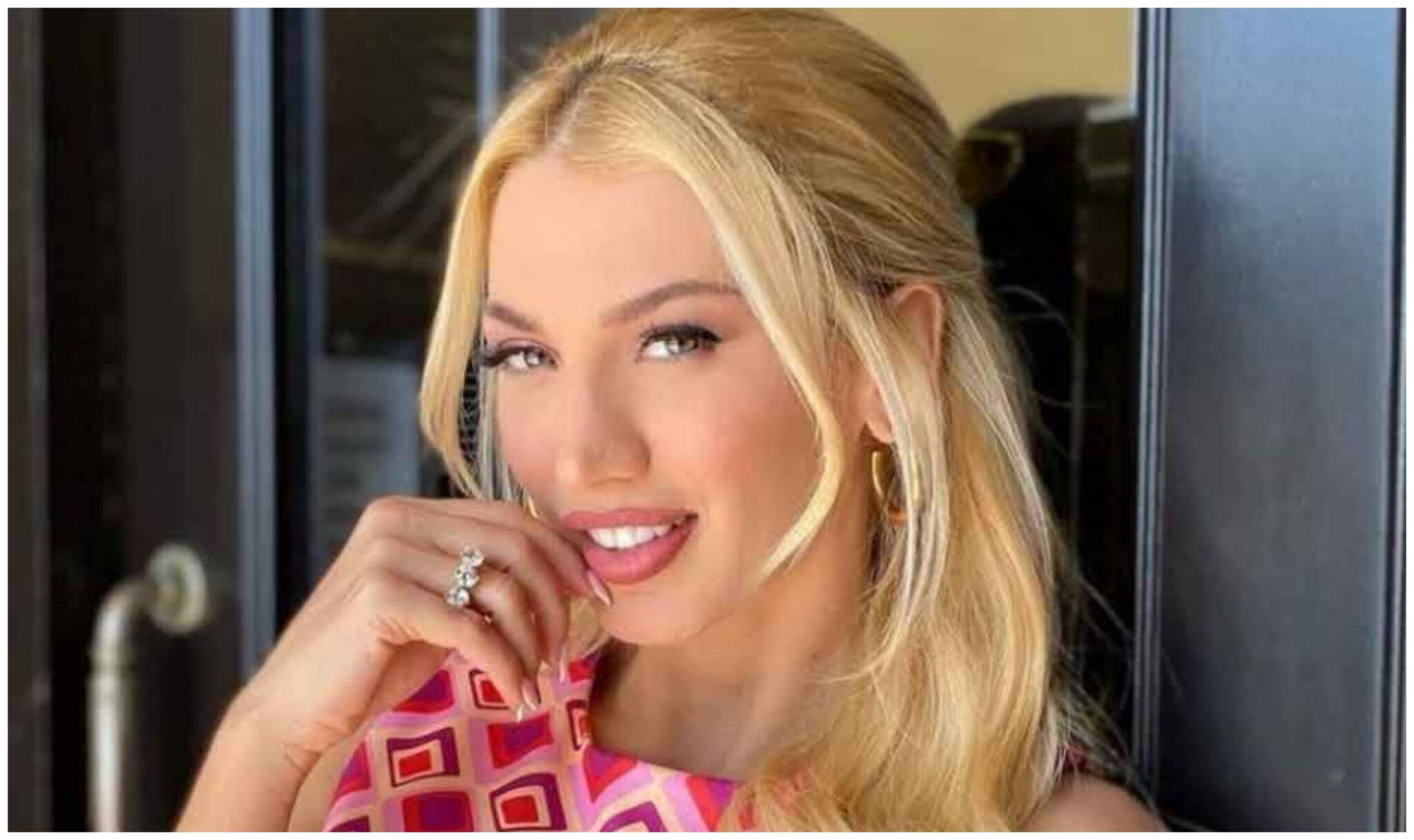 Κωνσταντίνα Σπυροπούλου: Μας «συστήνει» για πρώτη φορά την κούκλα αδερφή της (ΦΩΤΟ)