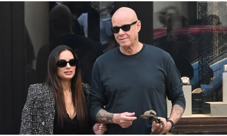 Ελπίδα Ιακωβίδου: Της χαμογέλασε η τύχη στην κοπή βασιλόπιτας με Λιάγκα & Αντωνά (ΒΙΝΤΕΟ)