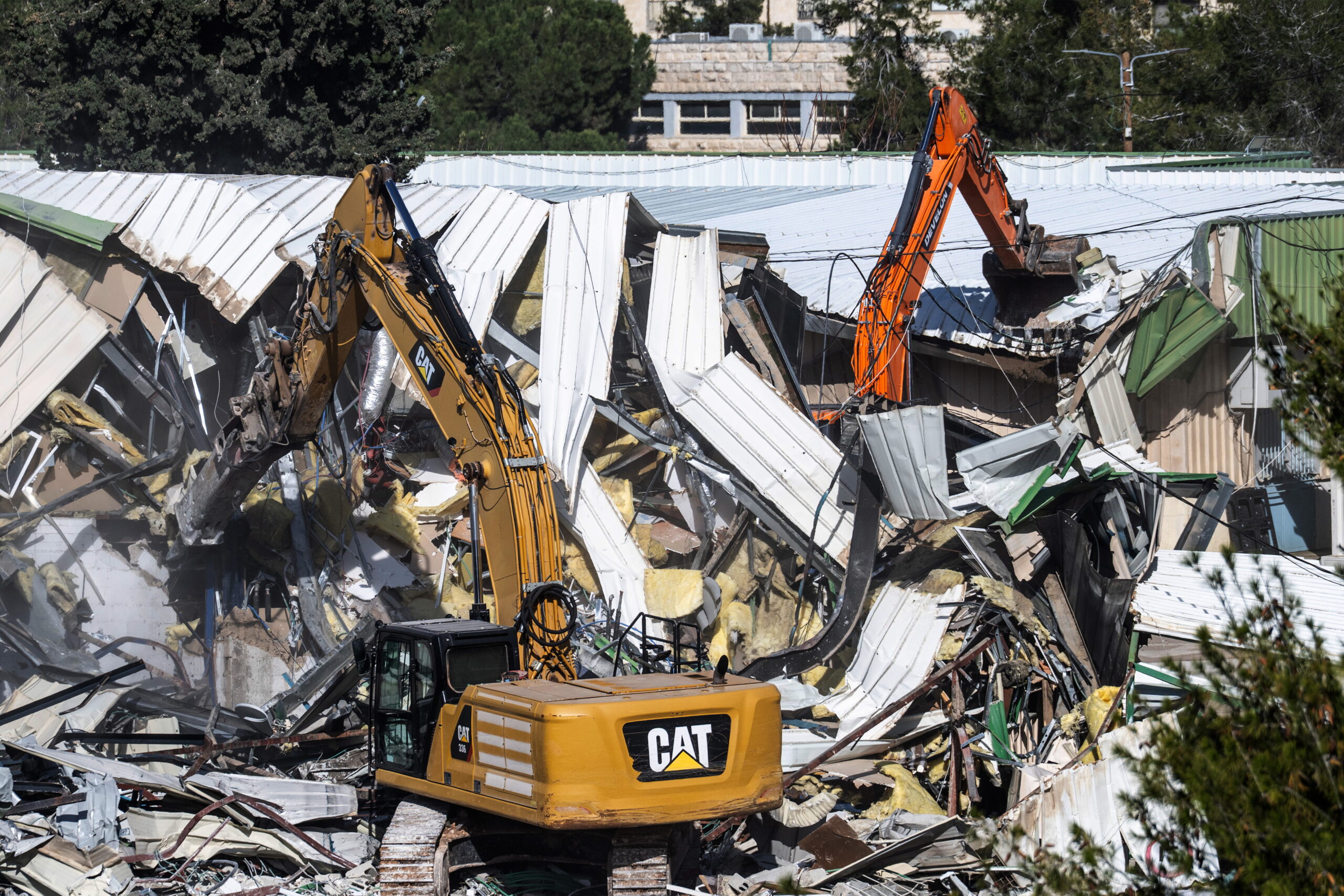 Μπουλντόζες Ισραήλ κατεδάφισαν κτίρια στην έδρα UNRWA στην ανατολική Ιερουσαλήμ
