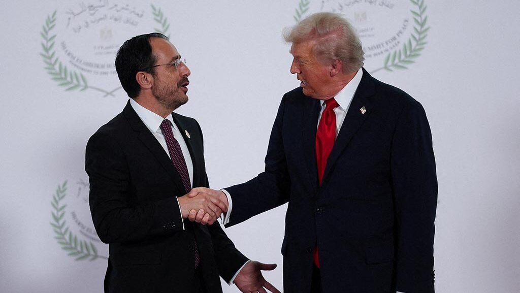 &laquo;&Omicron; &Omicron;&Eta;&Epsilon; &epsilon;ί&nu;&alpha;&iota; &eta; &pi;&upsilon;&xi;ί&delta;&alpha; &mu;&alpha;&sigmaf;&raquo;: &Pi;ώ&sigmaf; &sigma;&kappa;έ&phi;&tau;&epsilon;&tau;&alpha;&iota; &nu;&alpha; &alpha;&pi;&alpha;&nu;&tau;ή&sigma;&epsilon;&iota; &eta; &Lambda;&epsilon;&upsilon;&kappa;&omega;&sigma;ί&alpha; &sigma;&tau;&eta;&nu; &pi;&rho;ό&sigma;&kappa;&lambda;&eta;&sigma;&eta; &Tau;&rho;&alpha;&mu;&pi;