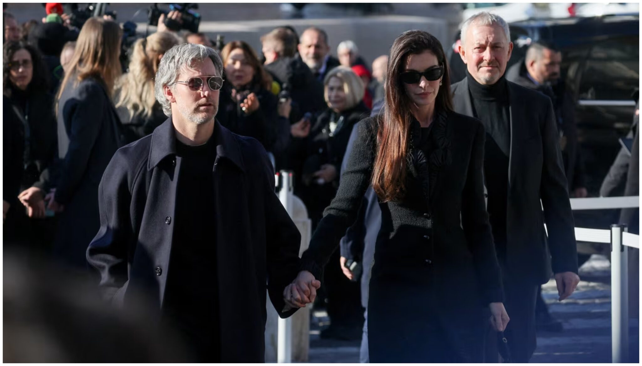 Valentino: Αυτή την στιγμή η κηδεία του – LIVE ΒΙΝΤΕΟ