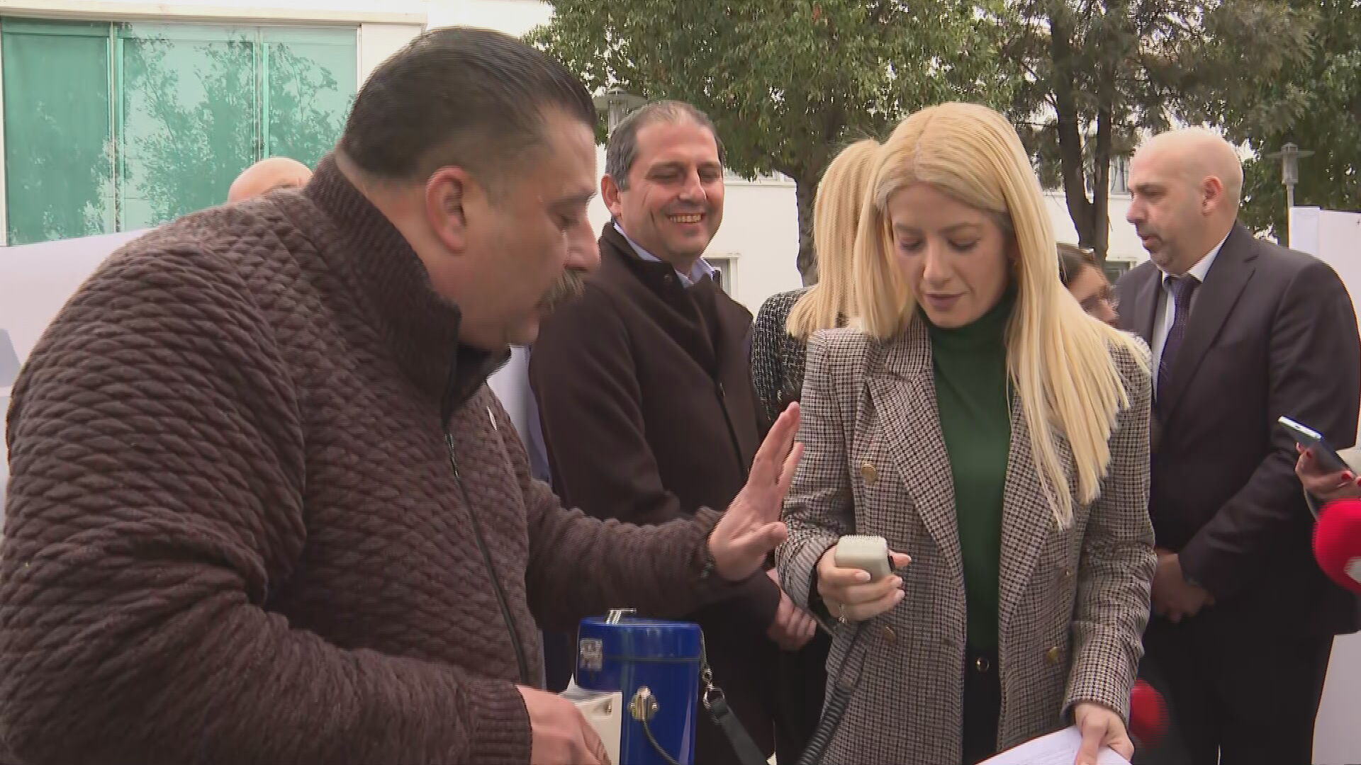 Τον Περί Αστυνομίας Νόμο παρέδωσε ο Λοϊζίδης στην Αννίτα: «Άλλοι υπομνήματα, εμείς σας δίνουμε αυτό που κρατά τη χώρα»