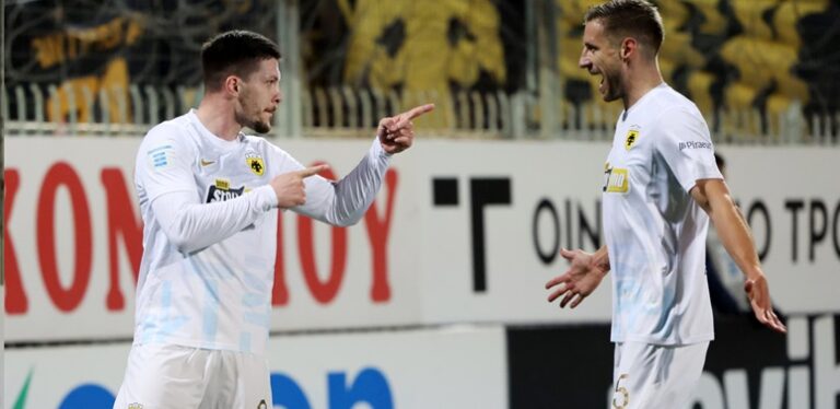 Εκτελεστής Γιόβιτς και σωτήρας Στρακόσα κράτησαν την ΑΕΚ στην κορυφή