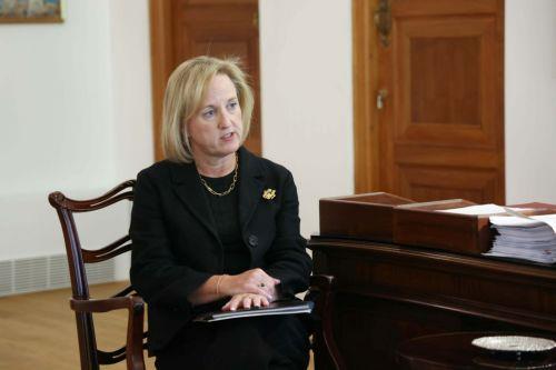 &Eta; &Pi;&rho;έ&sigma;&beta;&eta;&sigmaf; &tau;&omega;&nu; &Eta;&Pi;&Alpha; &epsilon;ί&delta;&epsilon; &Epsilon;&rho;&chi;&iota;&omicron;&upsilon;&rho;&mu;ά&nu;