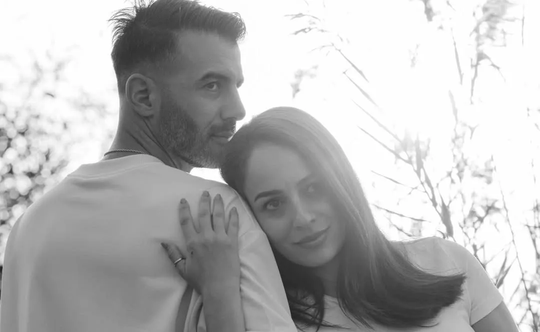 Χριστίνα Κυριάκου: Υποδέχθηκε το 2026 αγκαλιά με τον γιο της (ΦΩΤΟ)