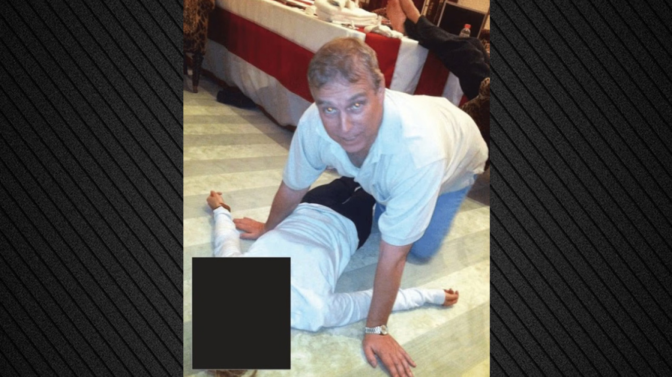 Σείεται και πάλι το Μπάκιγχαμ: Στη δημοσιότητα νέες φωτογραφίες του πρίγκιπα Άντριου από το φάκελο Έπσταϊν